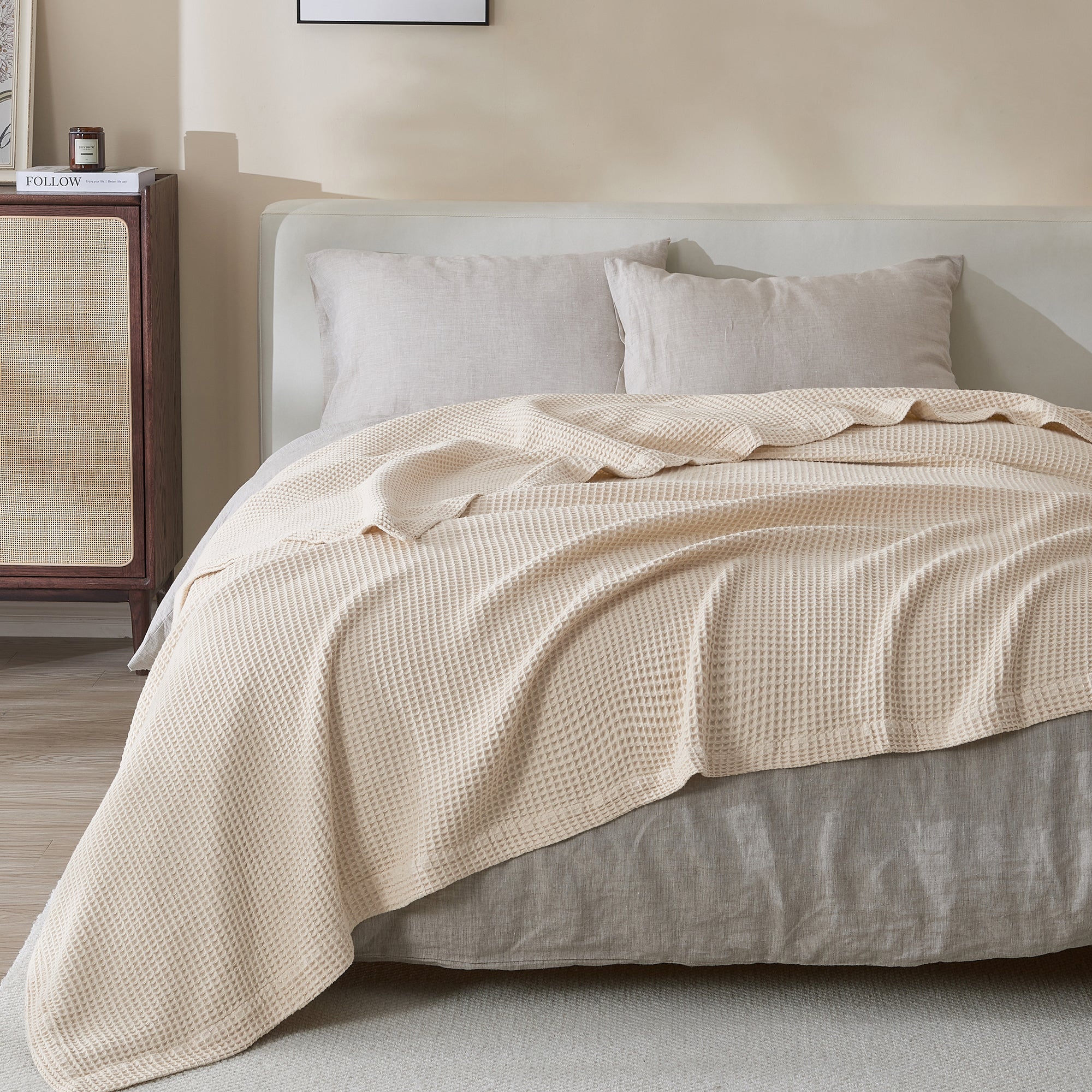 100% Cotton All - Season Lightweight Waffle Weave Knit Throw Blanket, Oatmeal - Tuesday Morning - Bed Throws