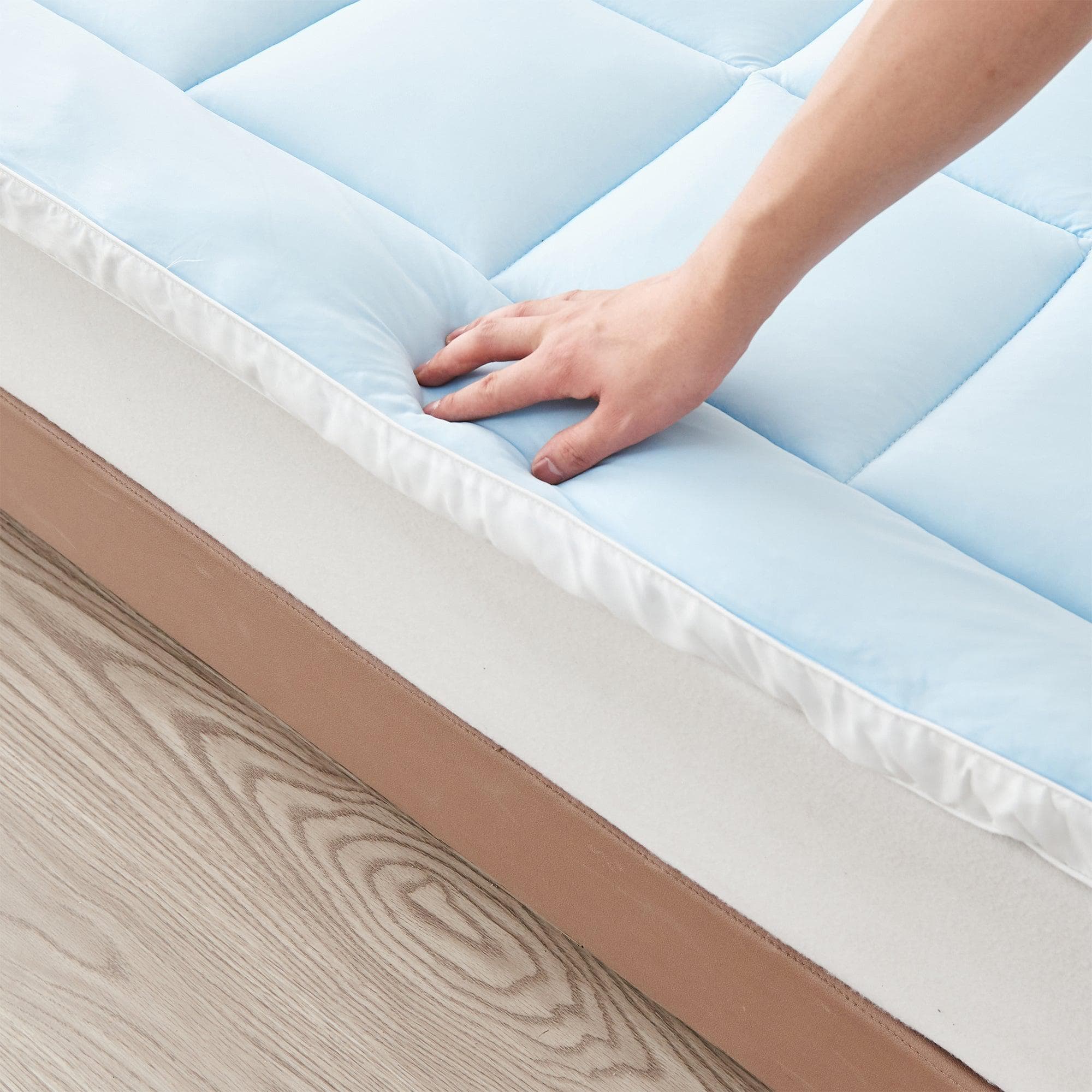 2 Inch Thick Cooling Mattress Pad - Finley Collection (2 colors Available) - Tuesday Morning - Mattress Pads & Protectors