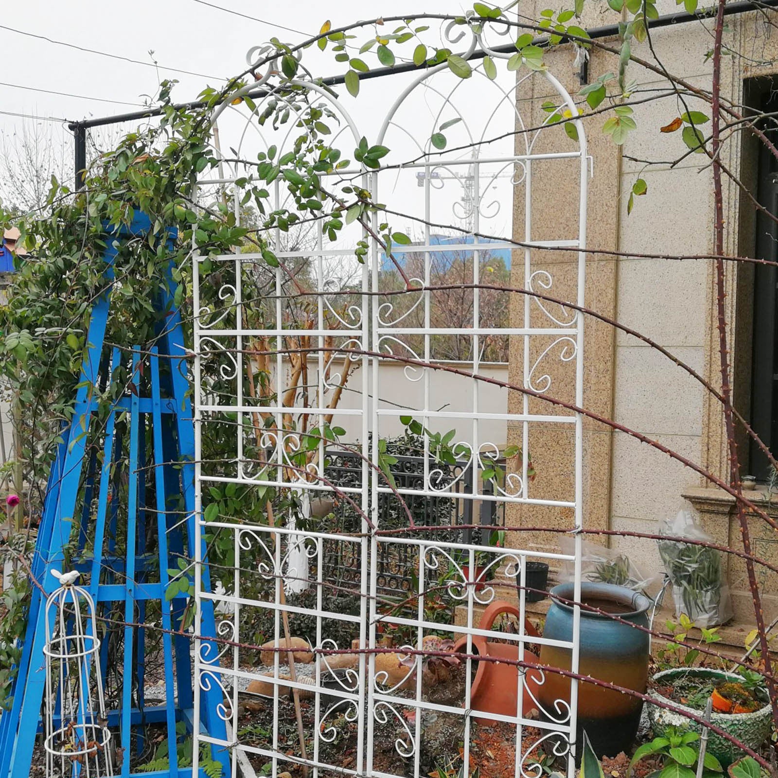 2 Pack Metal Garden Trellis 86.7 x 19.7 Rustproof Trellis for Climbing Plants Outdoor Flower Support White - Tuesday Morning - Pots & Planters