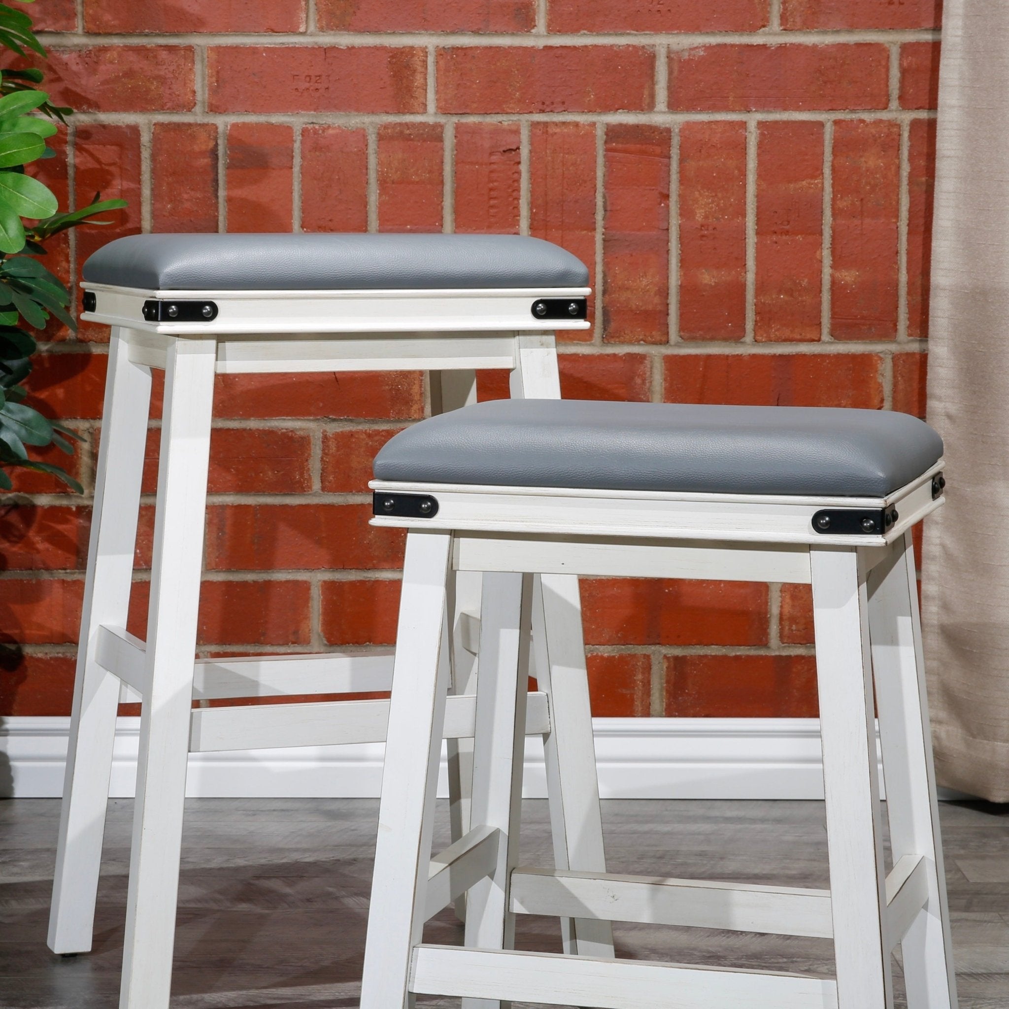 24 Counter Stool, Antique White Finish, Black Leather Seat - Tuesday Morning - Table & Bar Stools