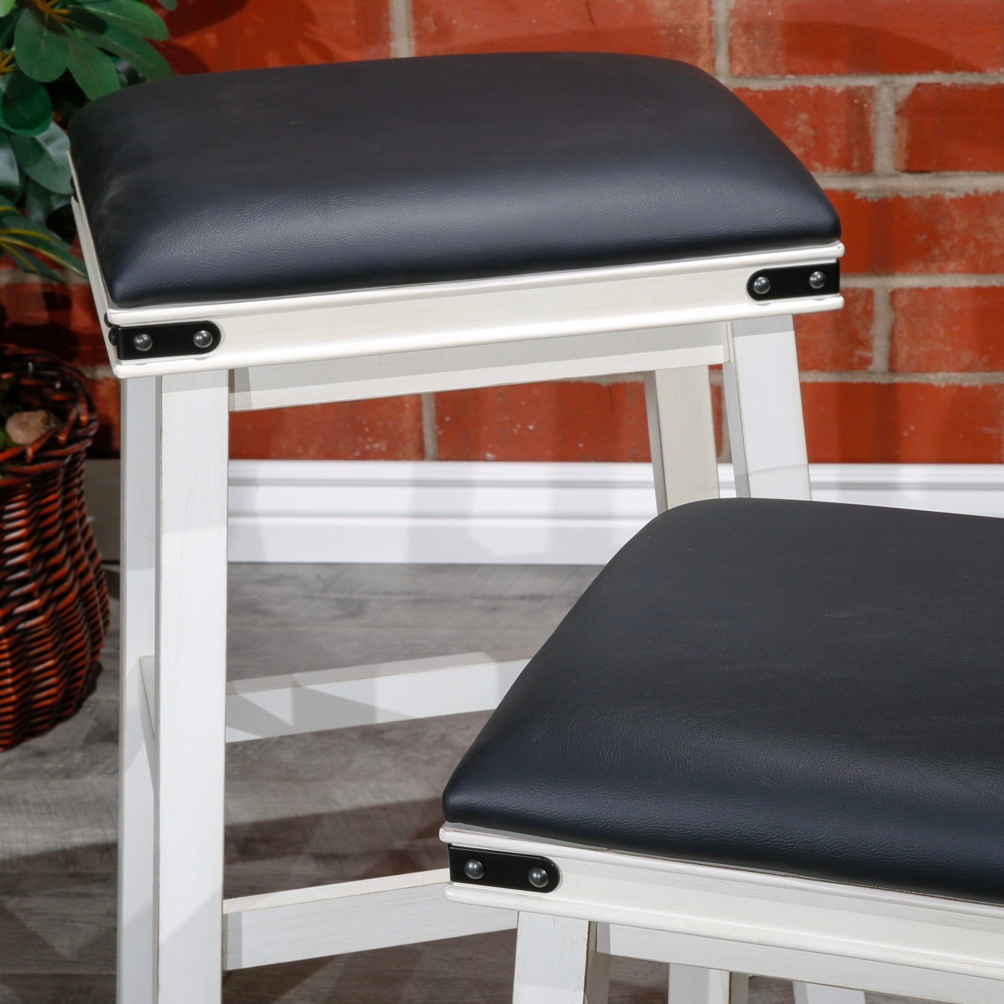 24 Counter Stool, Antique White Finish, Black Leather Seat - Tuesday Morning - Table & Bar Stools