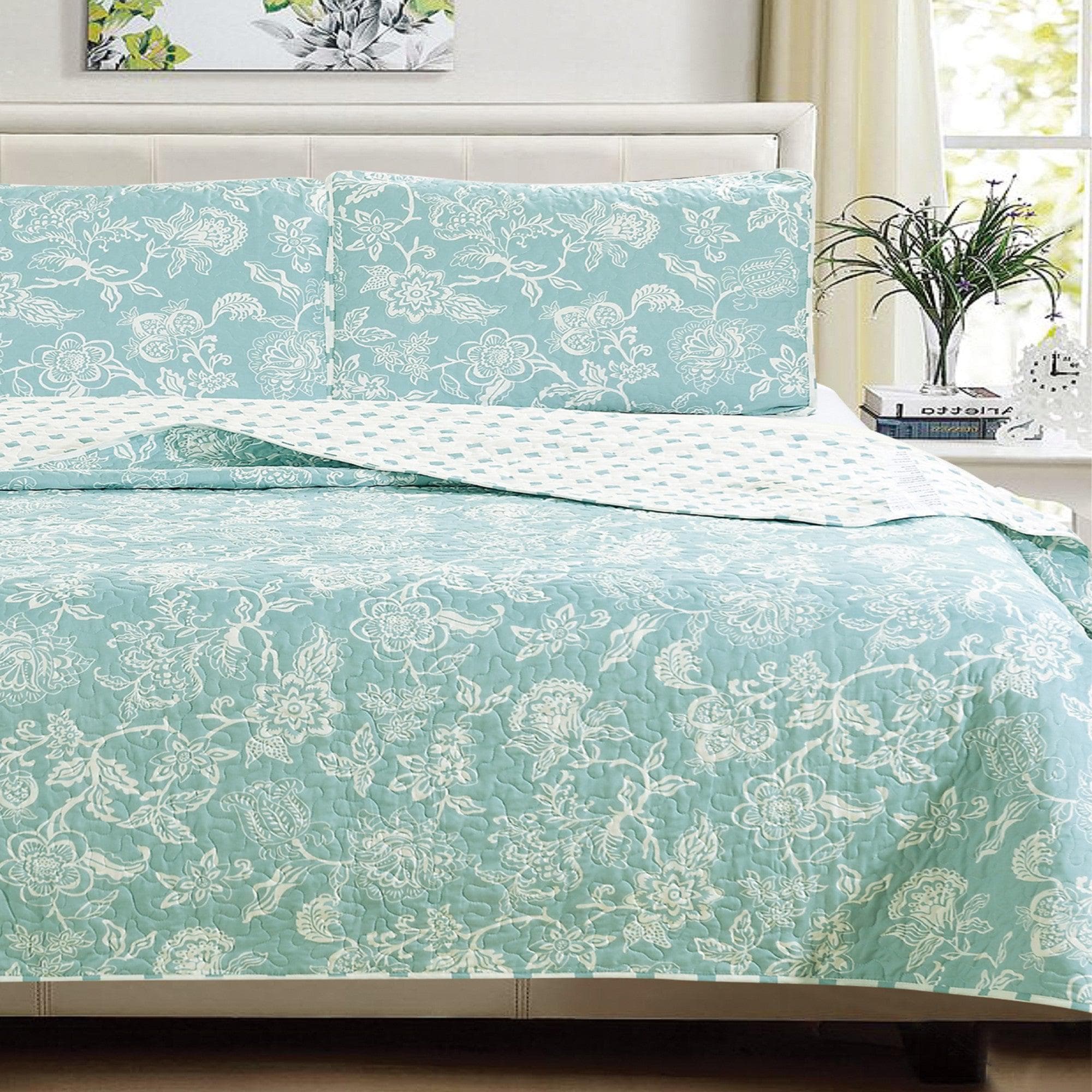 3 - Piece Floral Quilt - Emma Collection (2 Colors Available) - Tuesday Morning - Comforters & Duvets