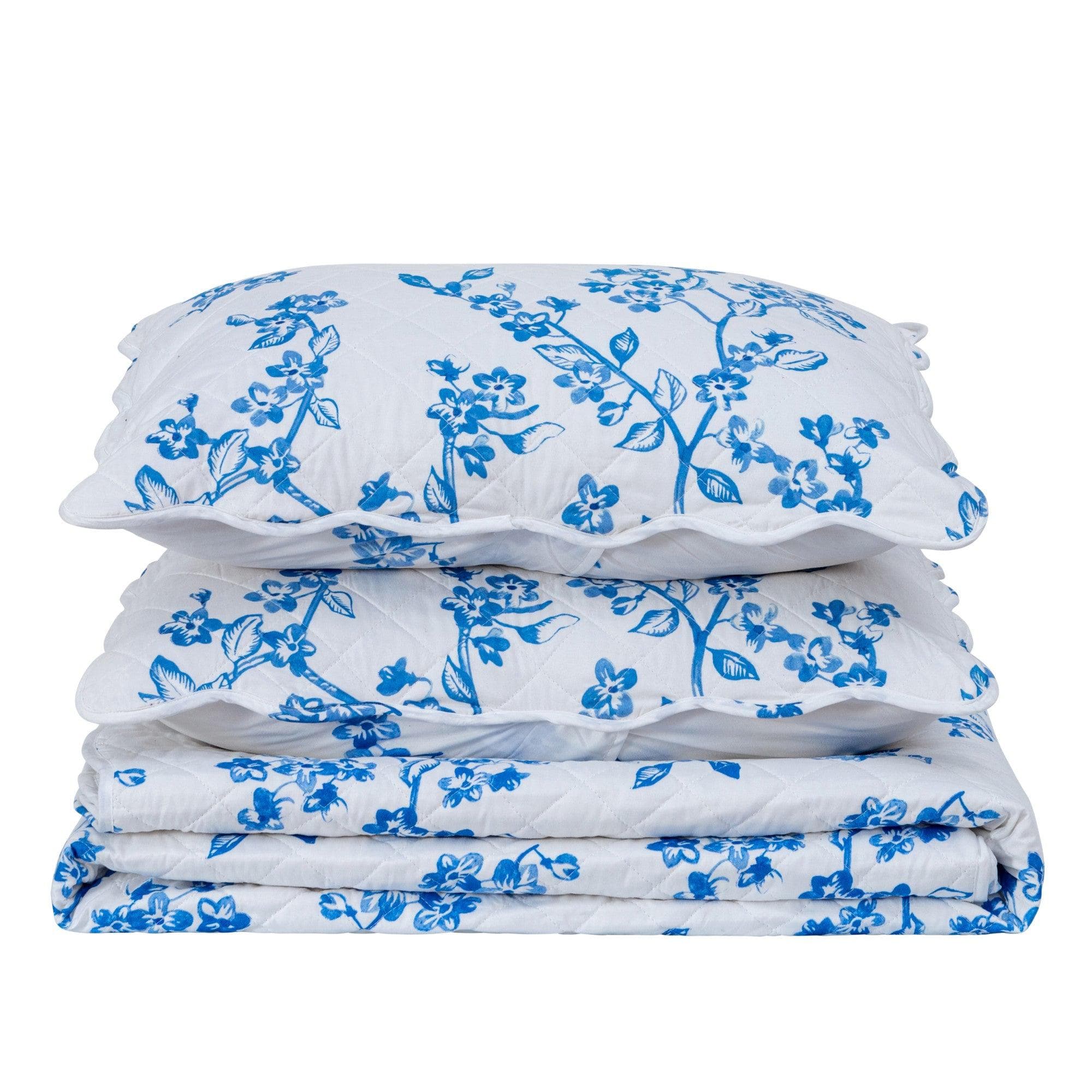 3 - Piece Floral Quilt - Raelynn Collection - Tuesday Morning - Comforters & Duvets