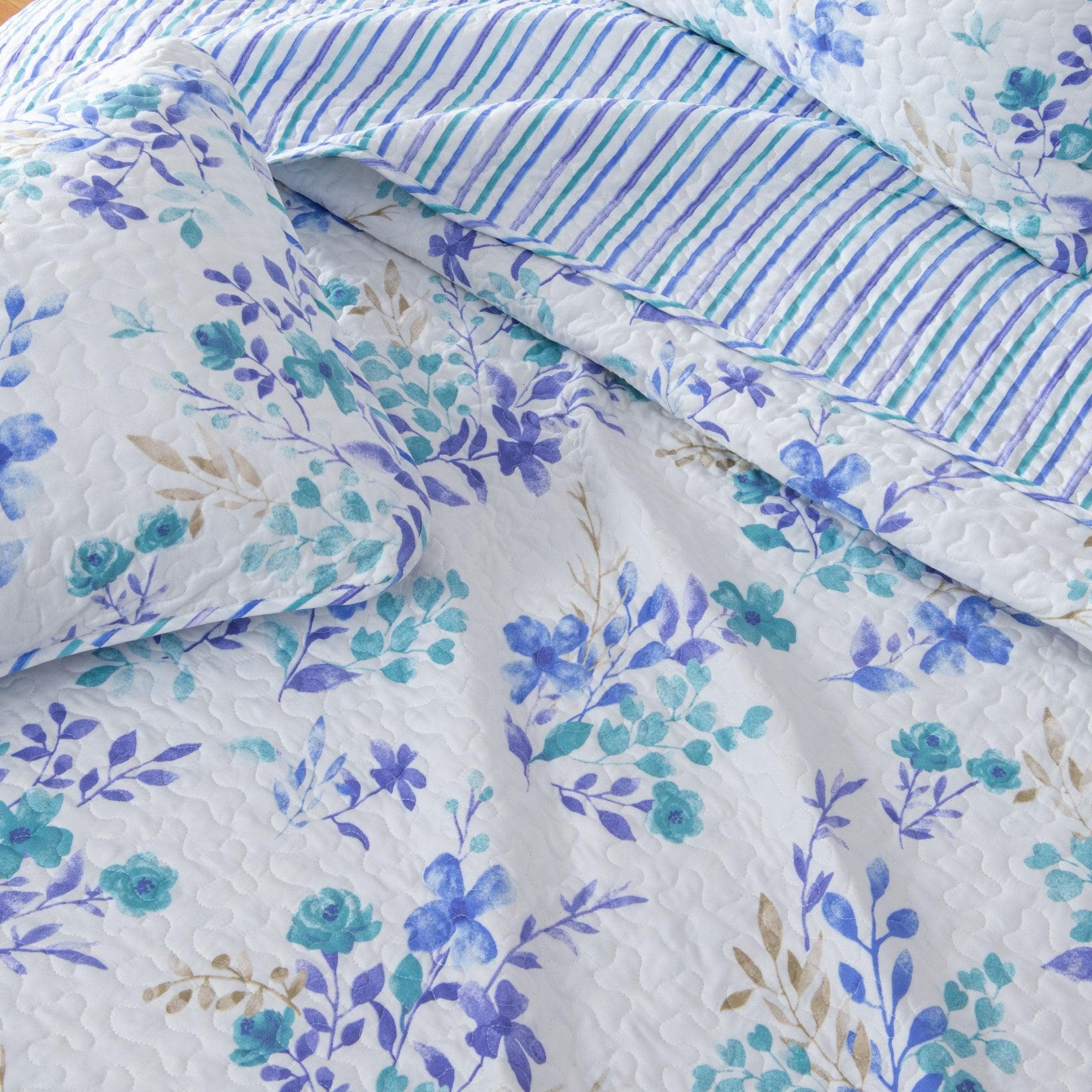 3 - Piece Floral Quilt Set - April Morning - Tuesday Morning - Comforters & Duvets