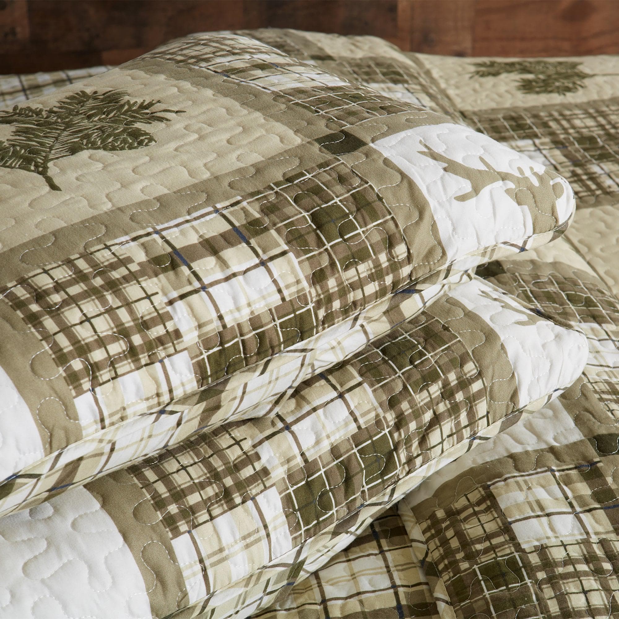 3 - Piece Lodge Quilt - Stonehurst Collection (3 Colors available) - Tuesday Morning - Comforters & Duvets