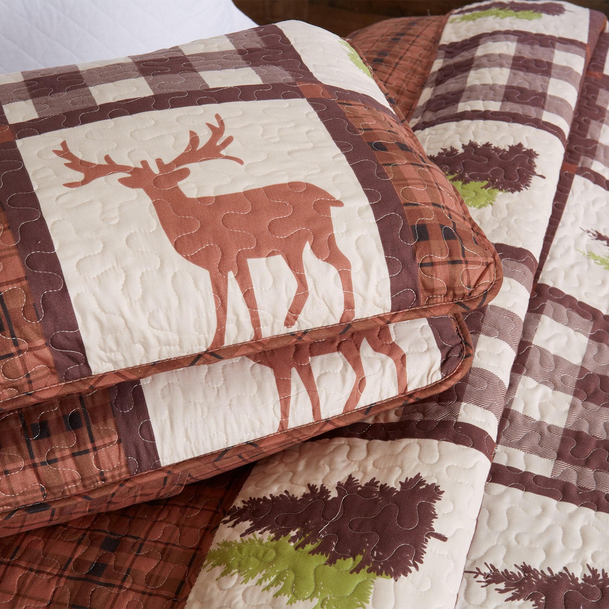 3 - Piece Lodge Quilt - Stonehurst Collection (3 Colors available) - Tuesday Morning - Comforters & Duvets