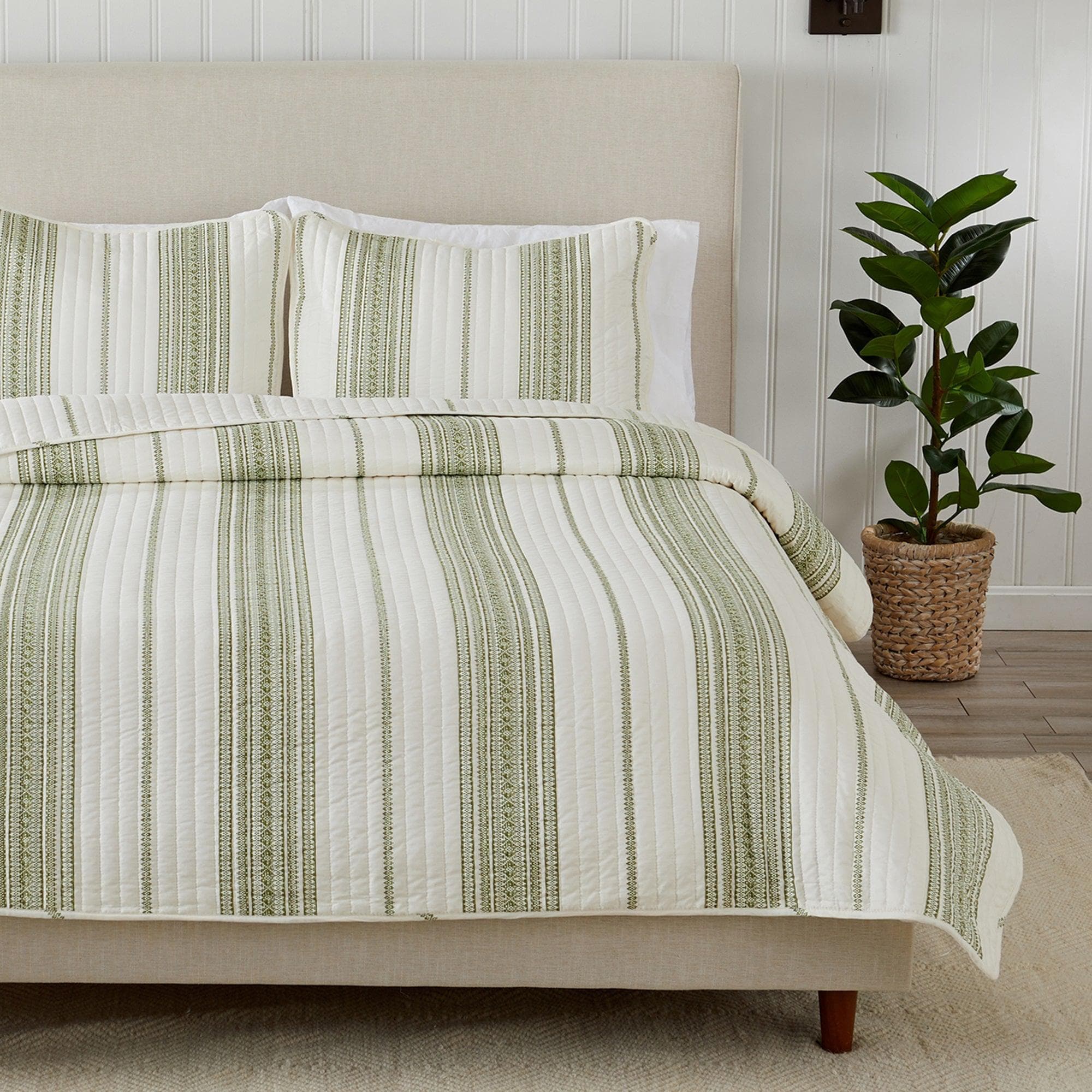 3 - Piece Stripe Quilt - Wesley Collection (4 Colors Available) - Tuesday Morning - Comforters & Duvets