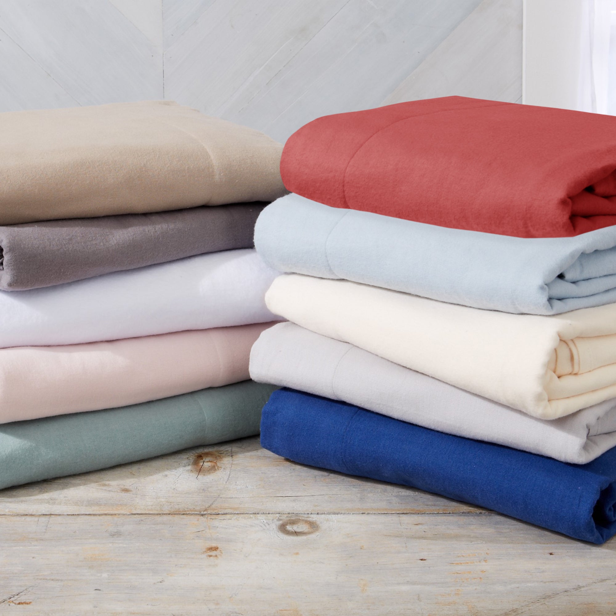 4 - Piece Cotton Solid Flannel Sheet - Nordic Collection - Tuesday Morning - Bed Sheets