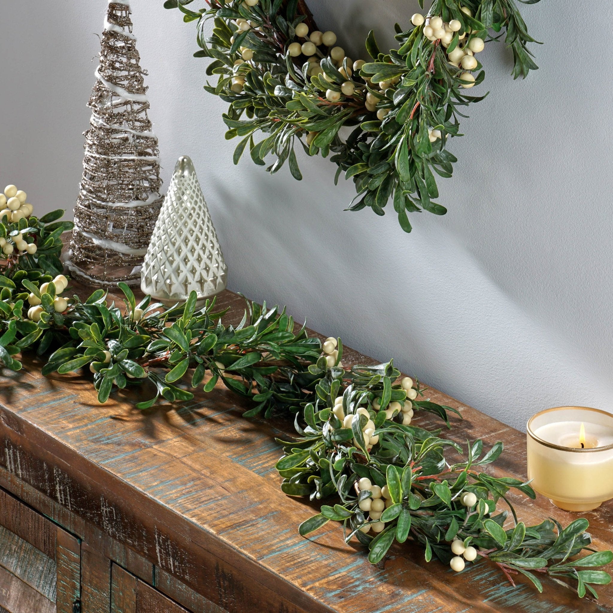 54 SNOWBERRY GREEN GARLAND - Tuesday Morning - faux flowers