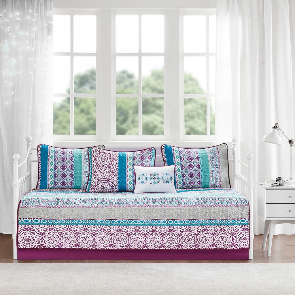 6 Piece Boho Reversible Daybed Set - Tuesday Morning - Comforters & Duvets