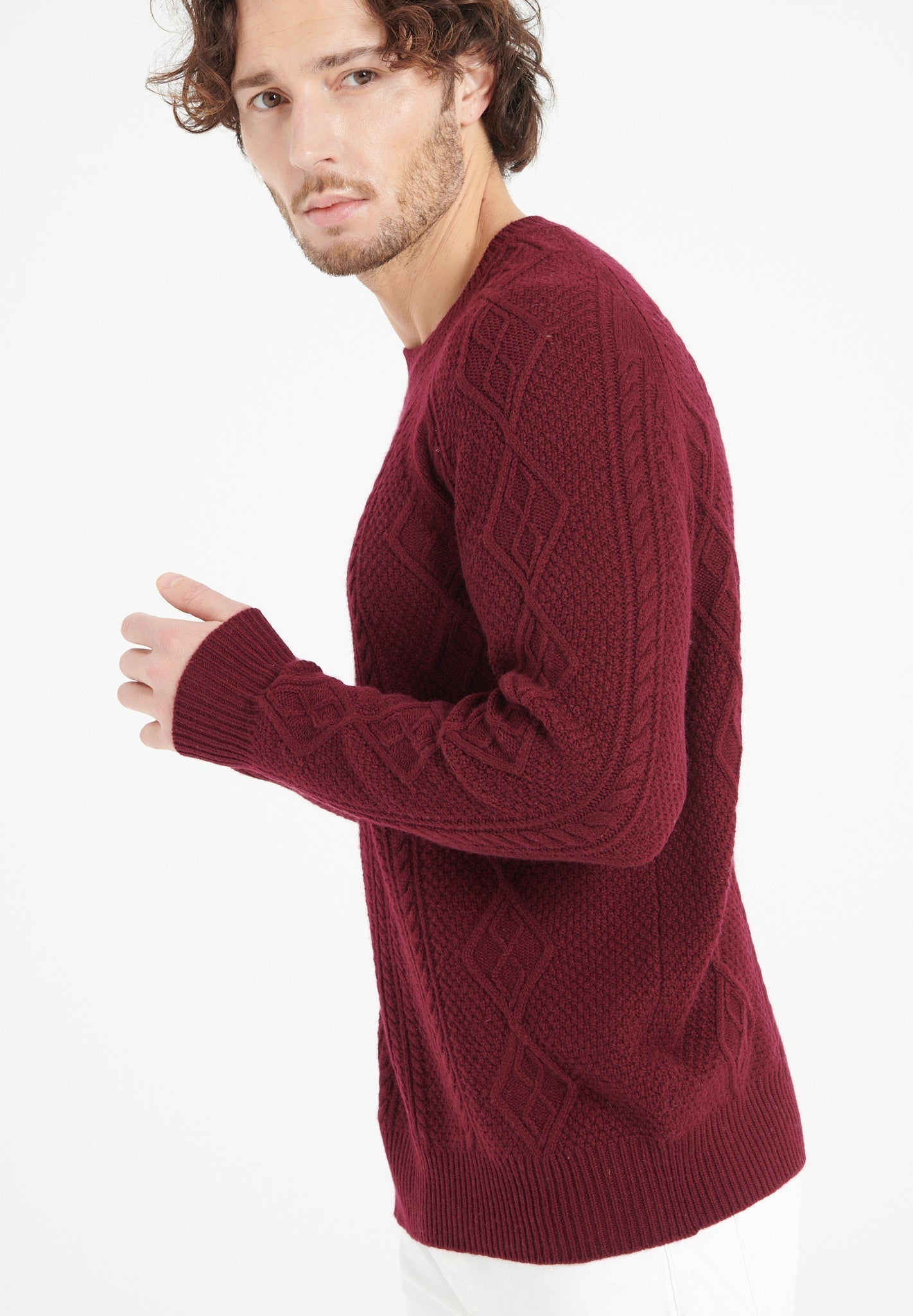 6 - thread cashmere cable - knit round - neck sweater burgundy red - Tuesday Morning - Sweaters & Hoodies