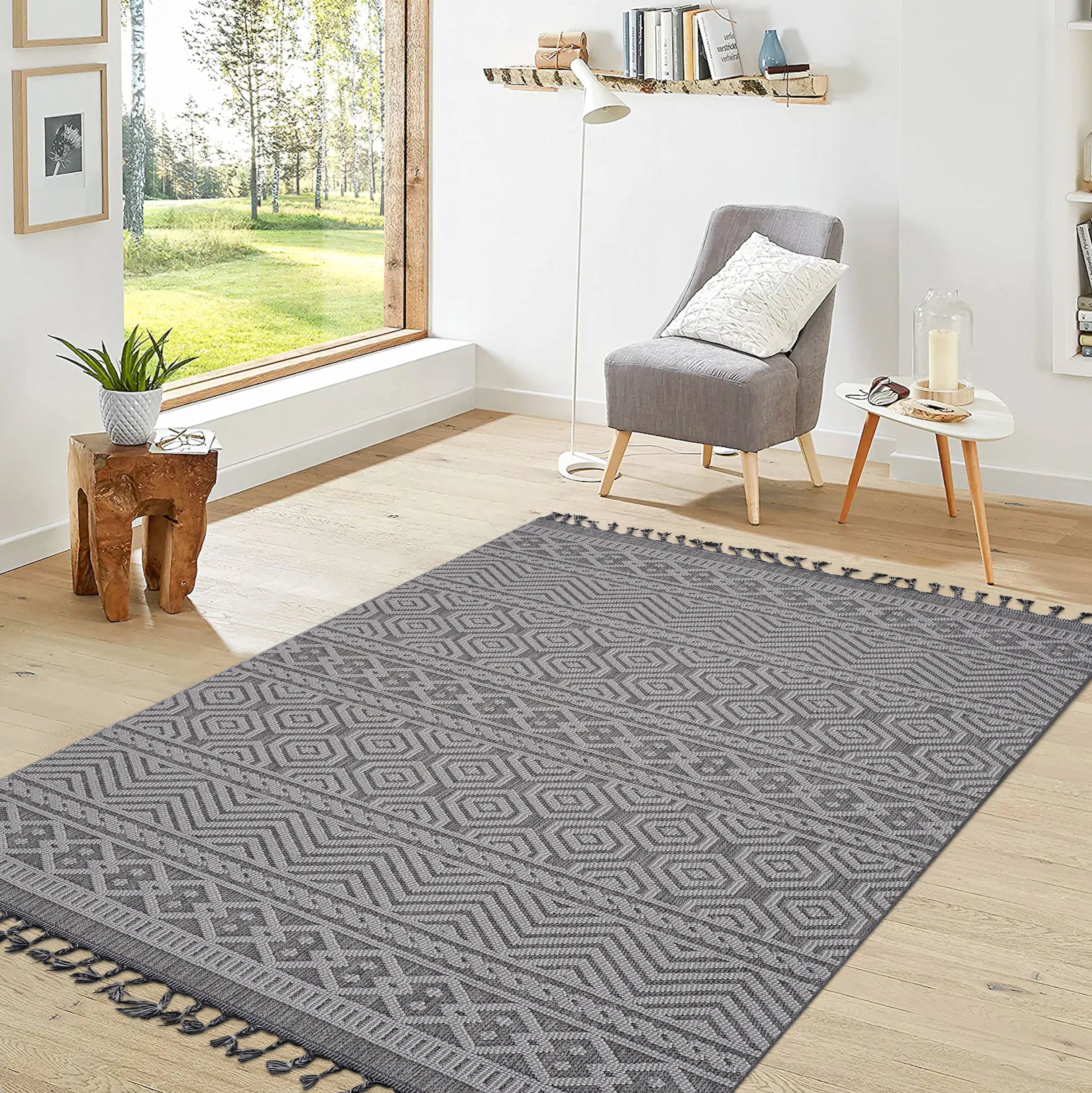 NAAR Guros Collection Geometric Indoor/Outdoor Area Rug