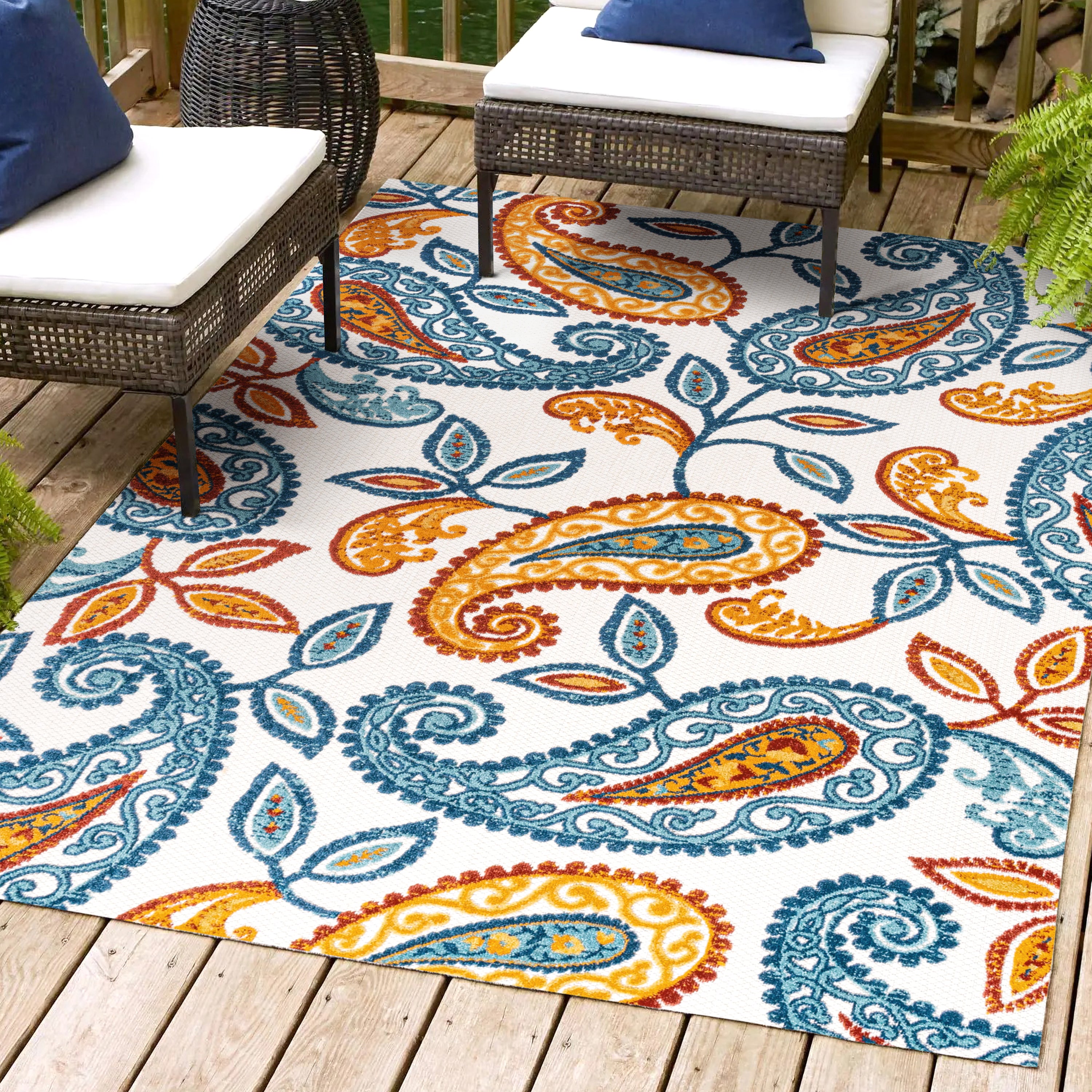 Julien Paisley High-Low Indoor/Outdoor Area Rug