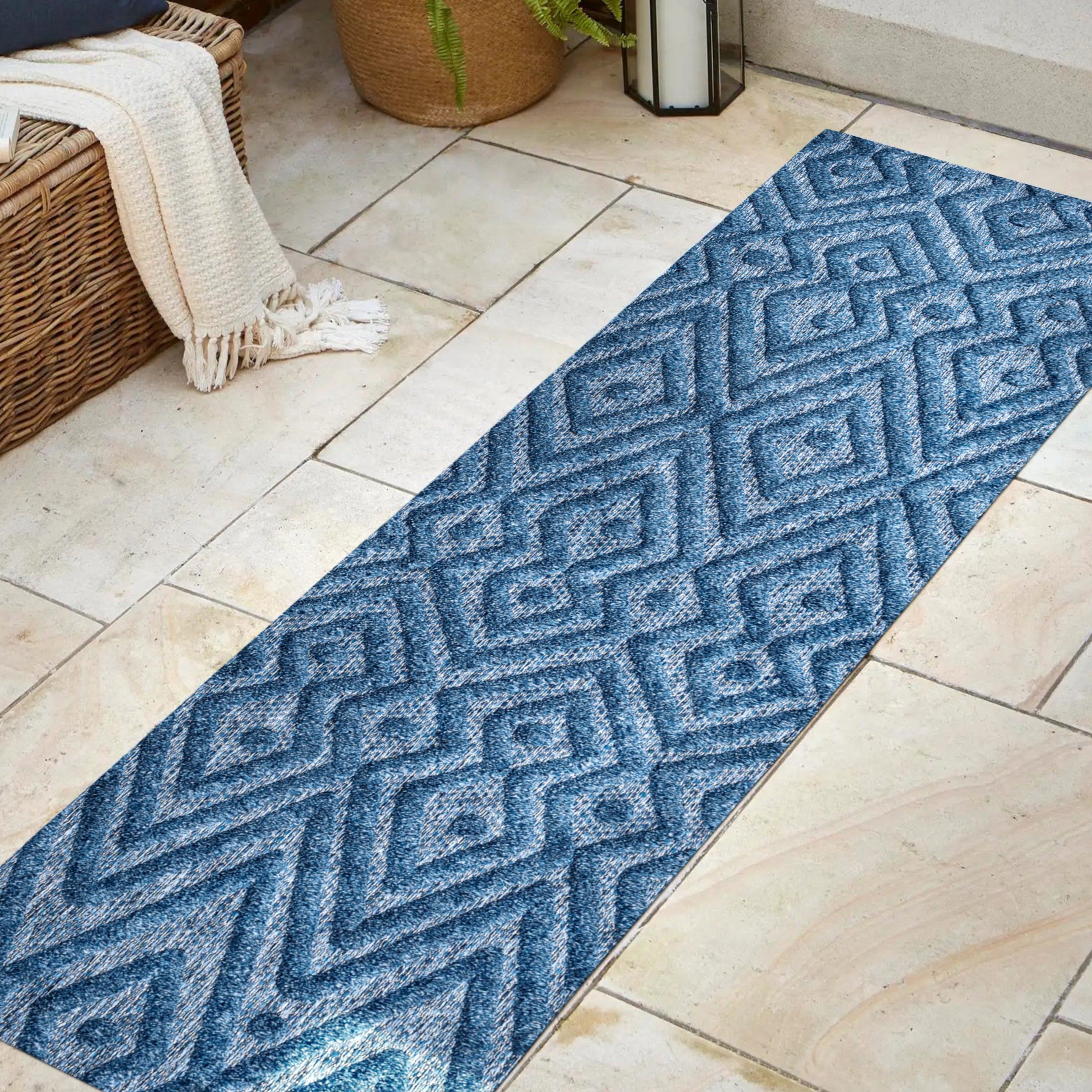 Balansat Moroccan Diamond Indoor/Outdoor Runner Rug