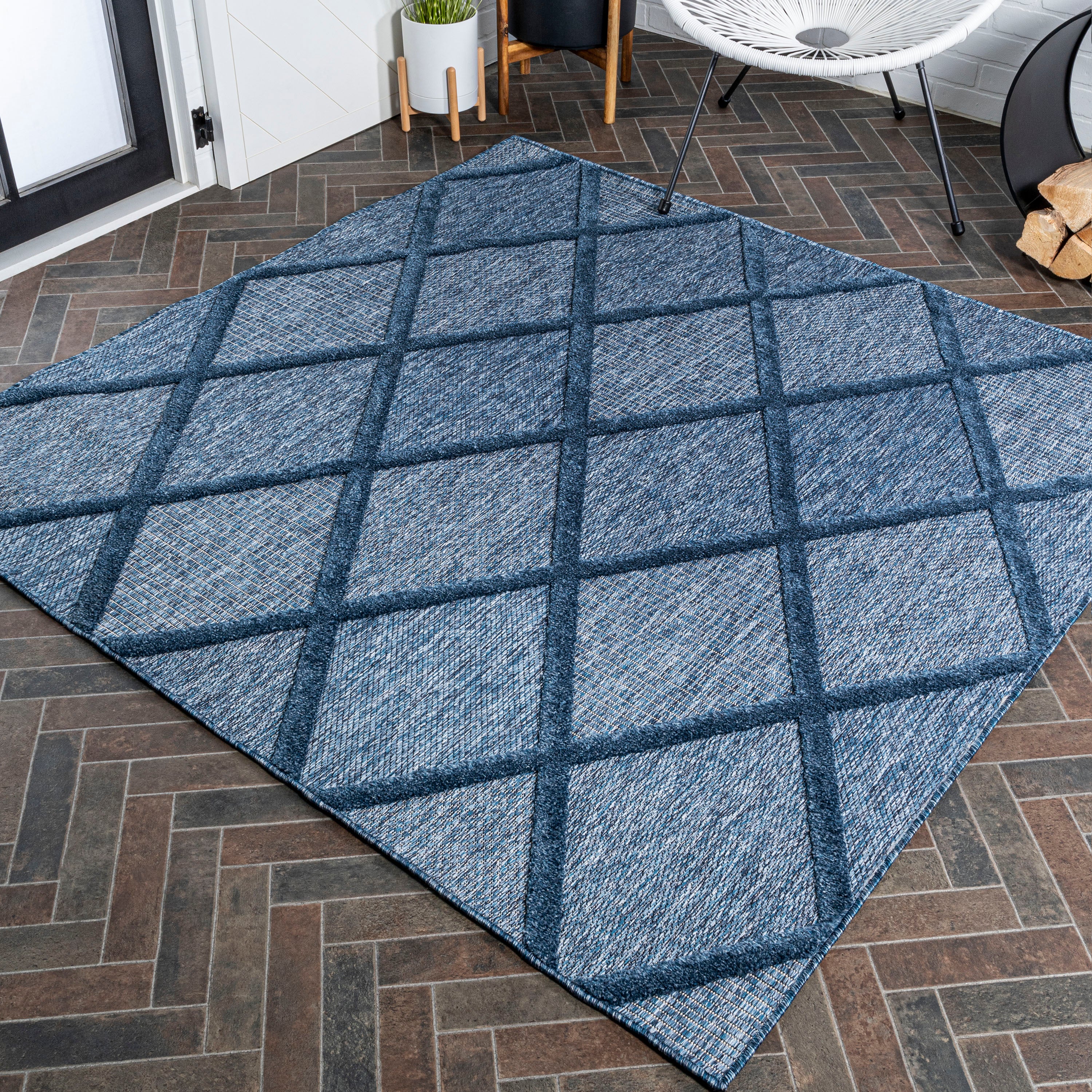 Salines Diamond Trellis Square Indoor/Outdoor Area Rug