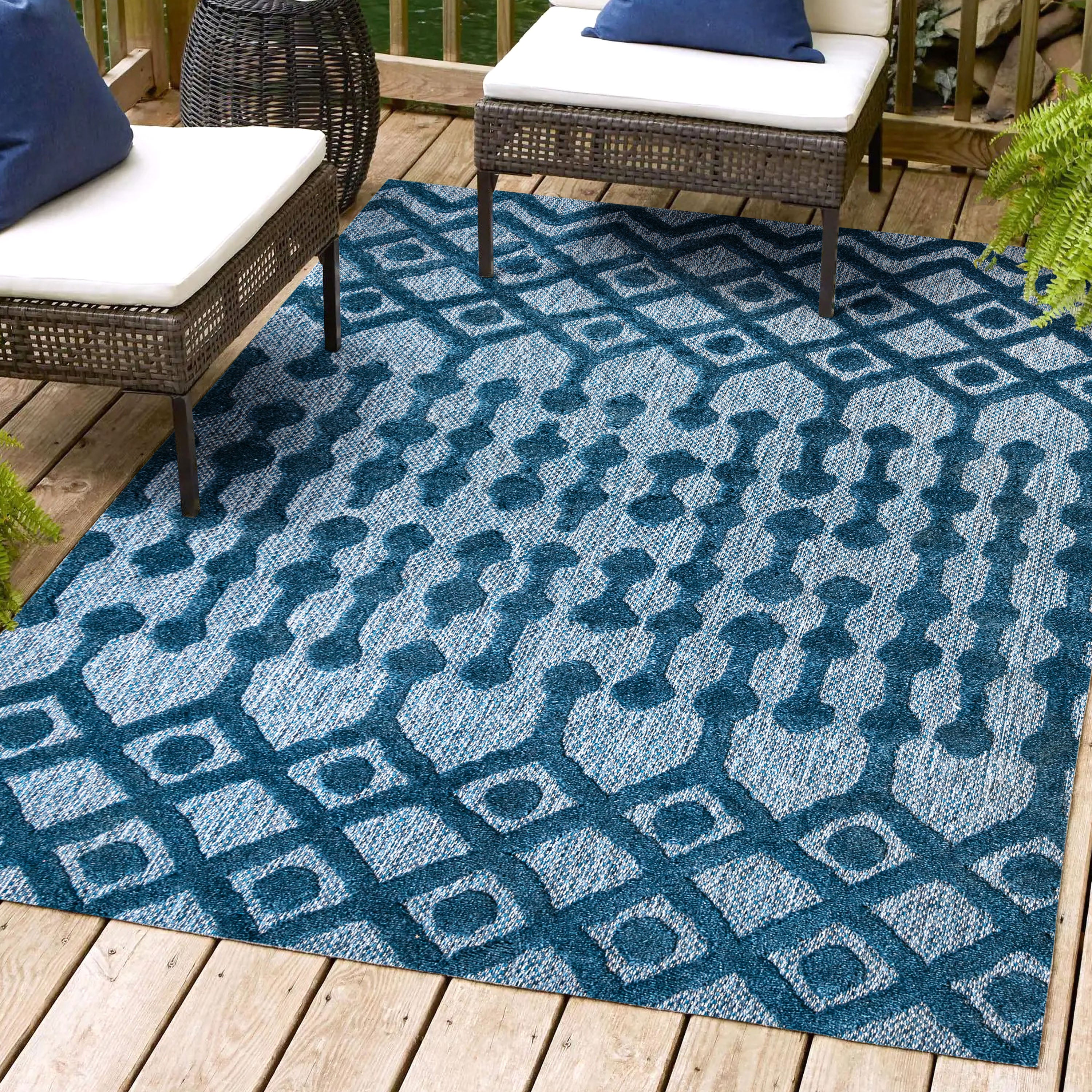 Peralta Moroccan Diamond Indoor/Outdoor Area Rug