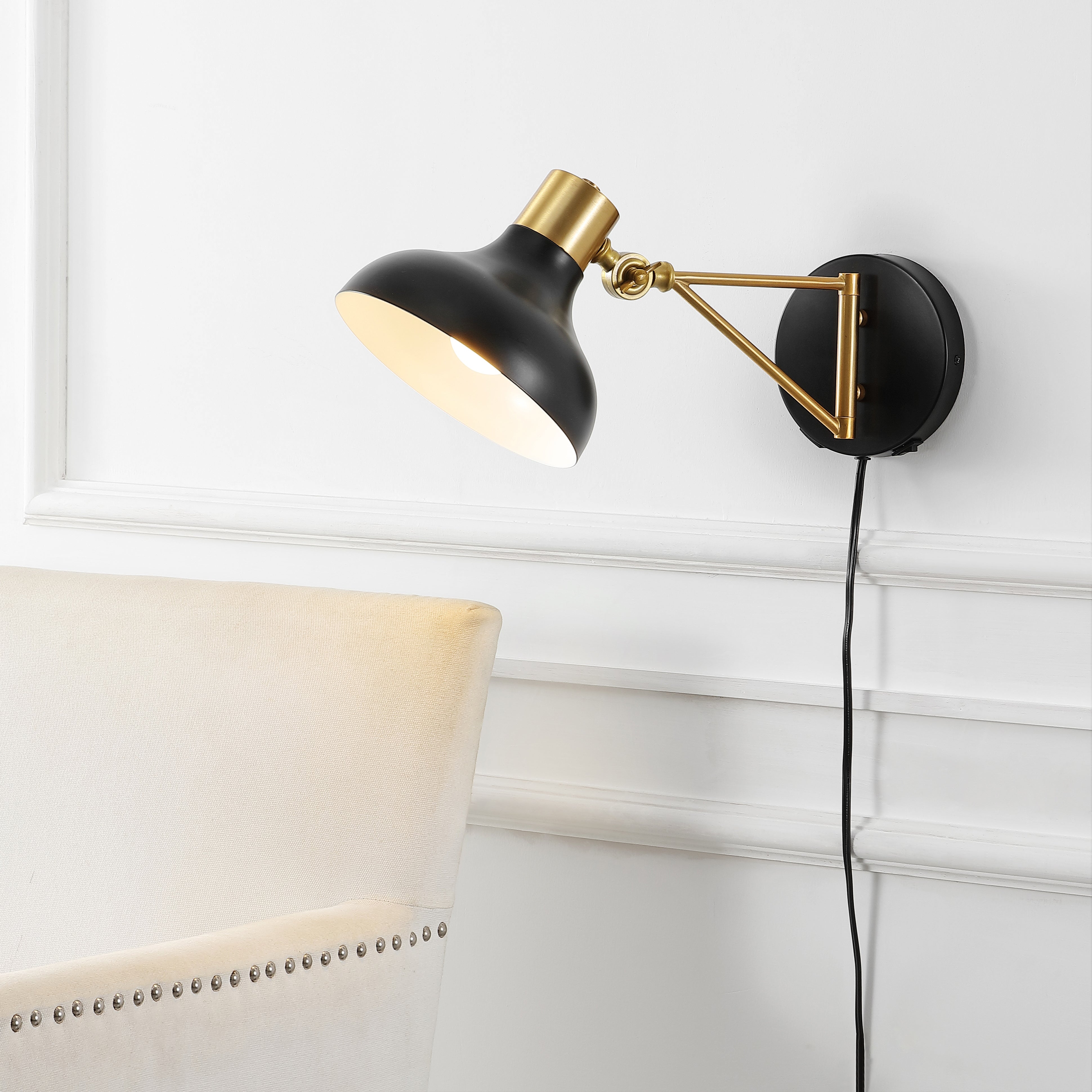 Lynn Swing Arm 1-Light Modern Midcentury Iron USB Charging Port LED Sconce