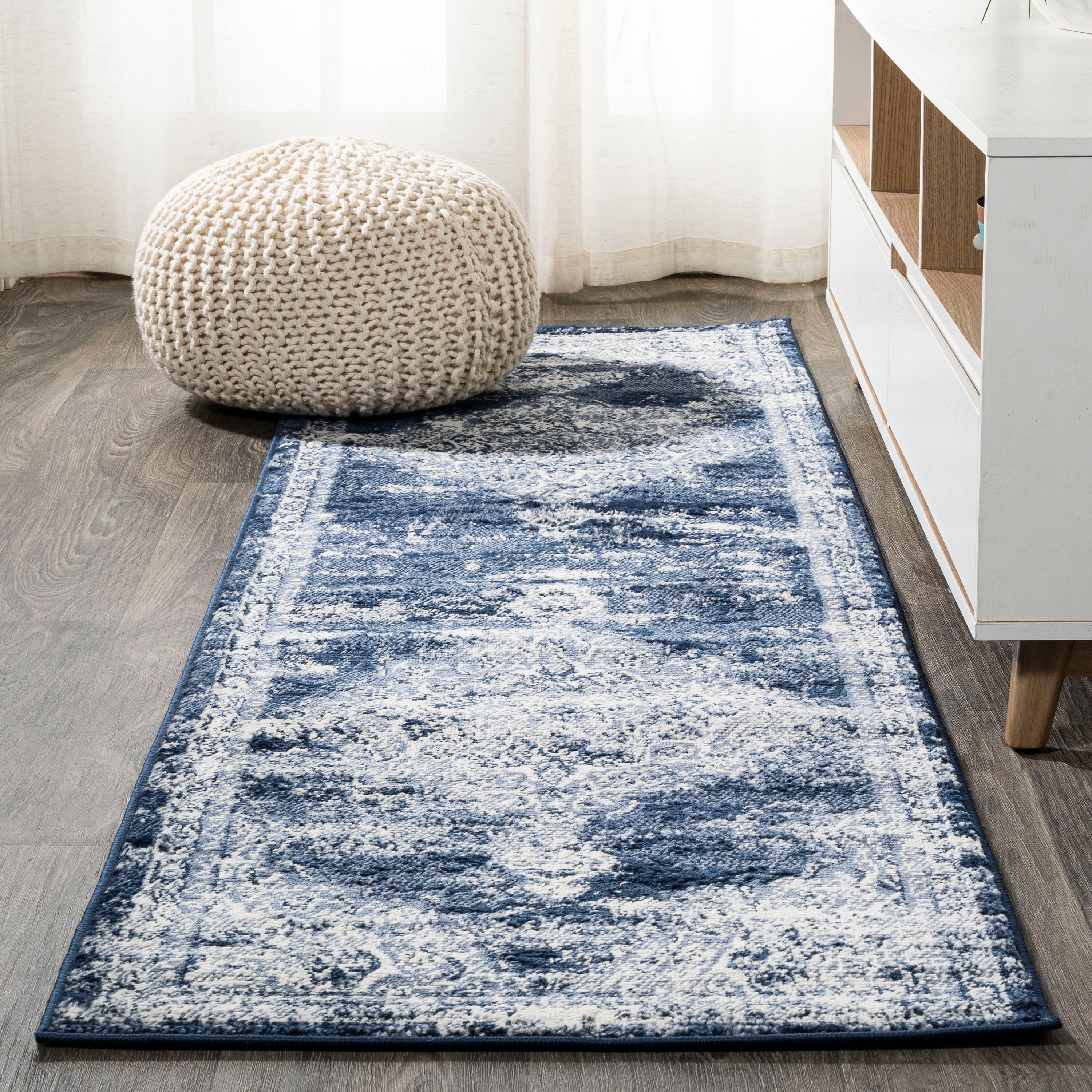 Alhambra Ornate Medallion Modern Runner Rug