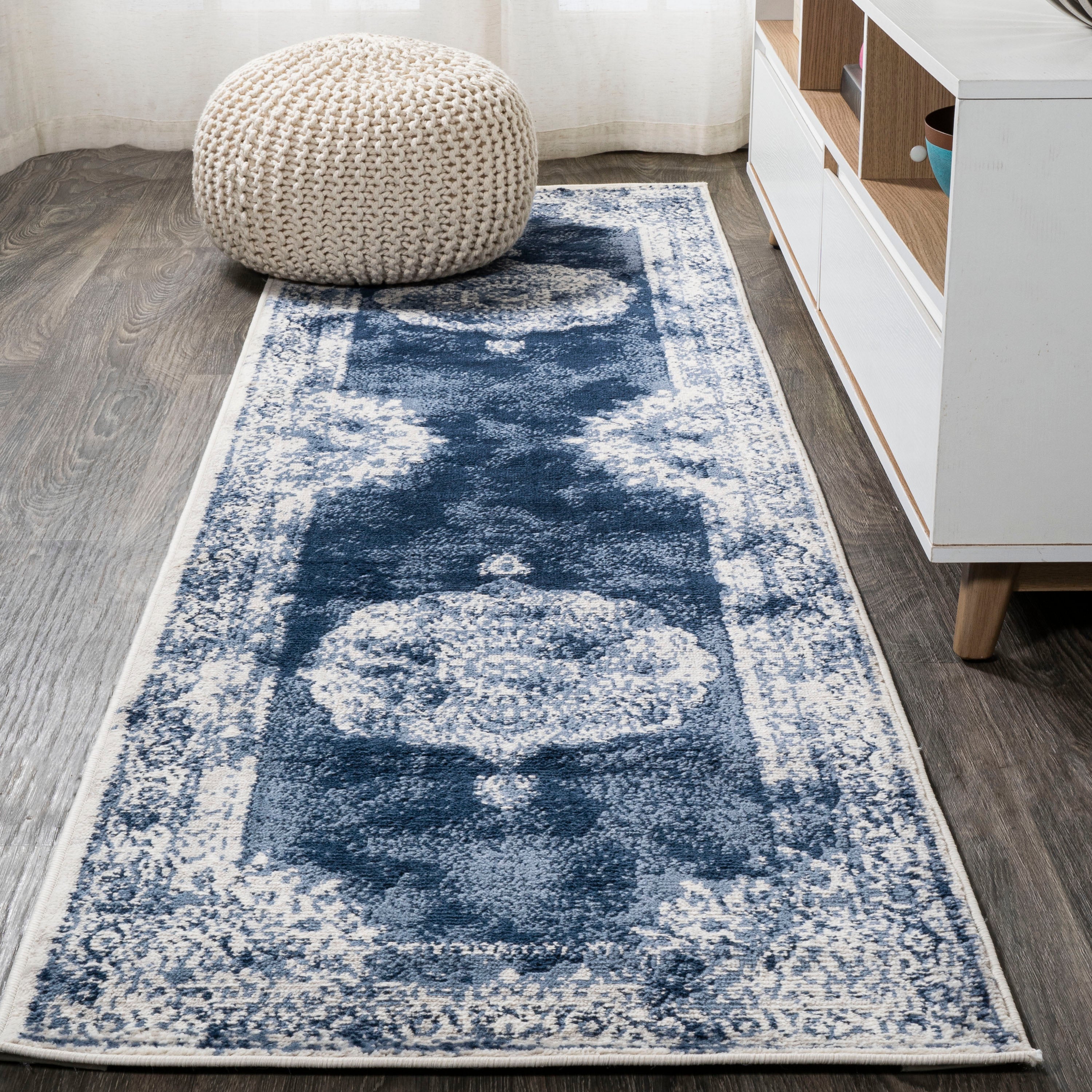 Rosalia Cottage Medallion Woven Runner Rug