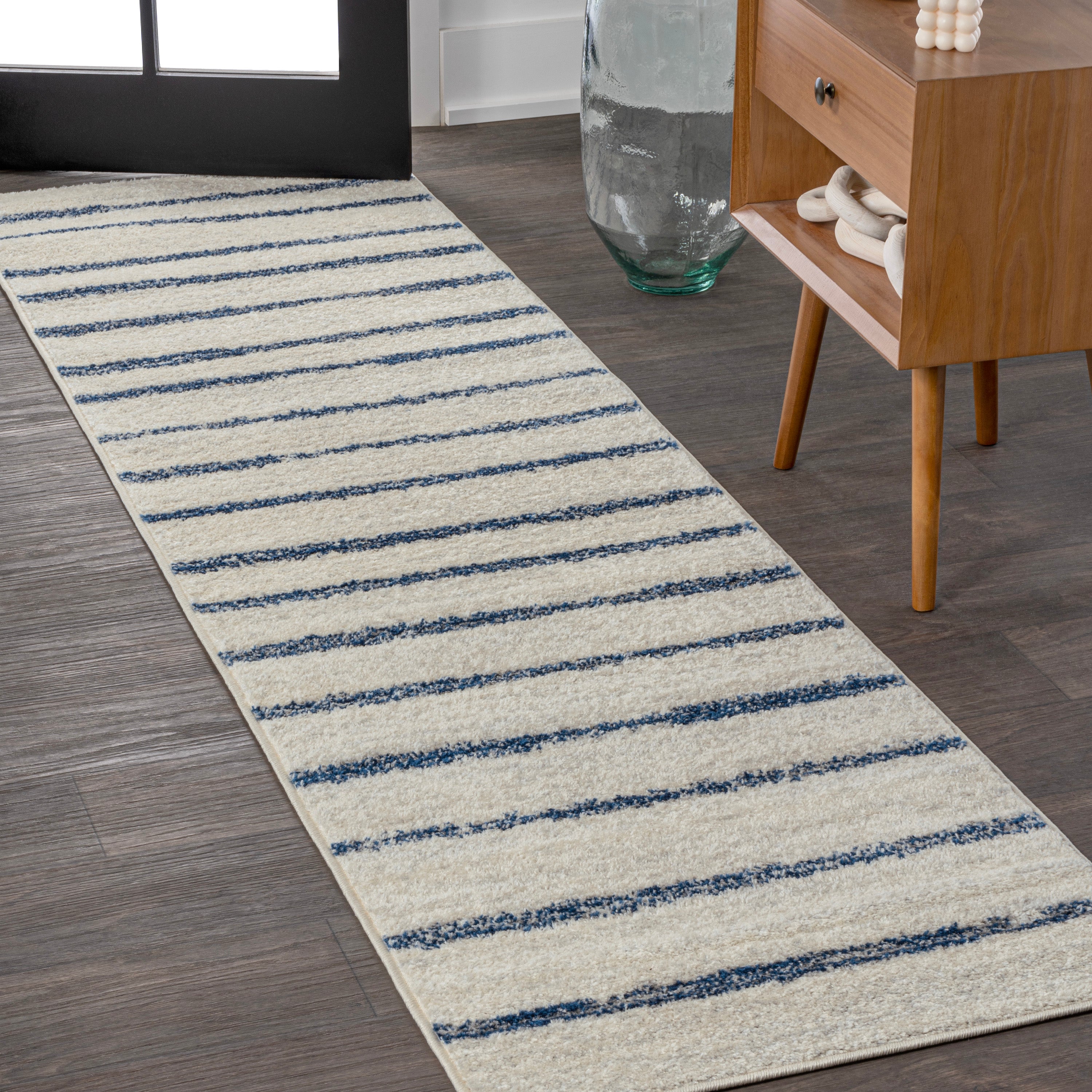 Williamsburg Minimalist Stripe Runner Rug