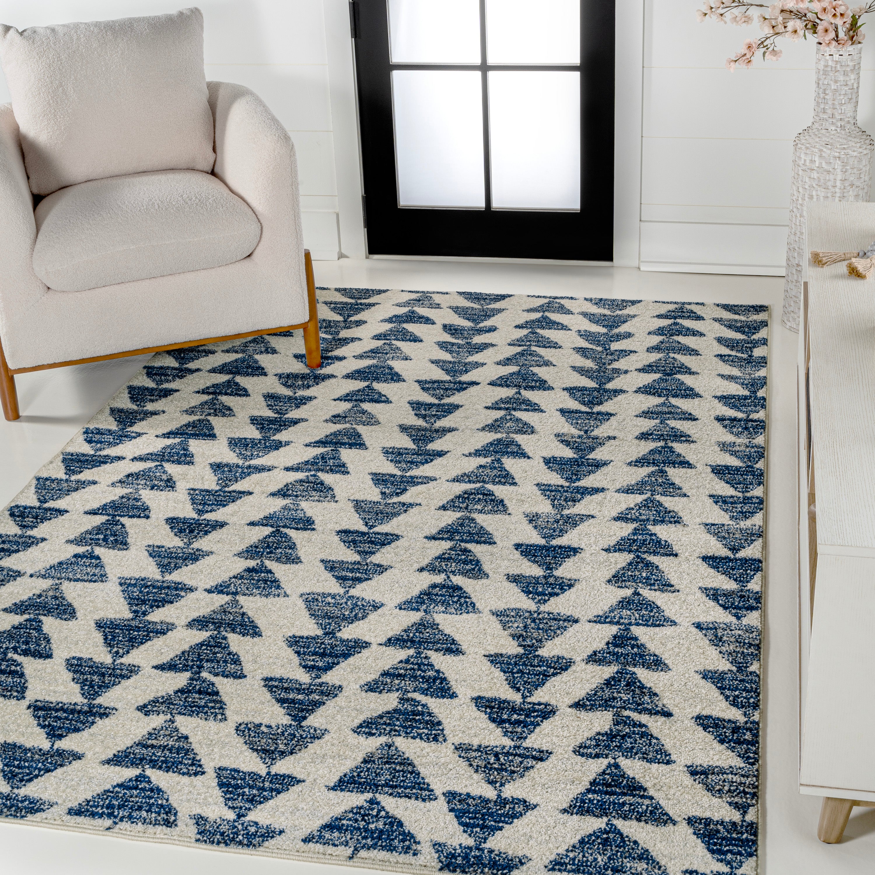 Aisha Moroccan Triangle Geometric Area Rug