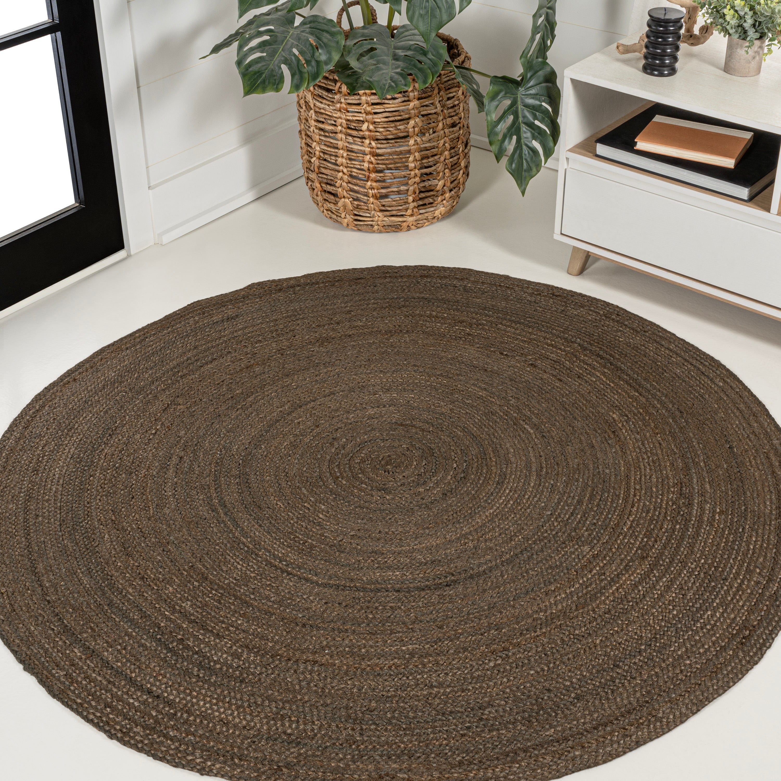 Zara Braided Coastal Cottage Round Area Rug