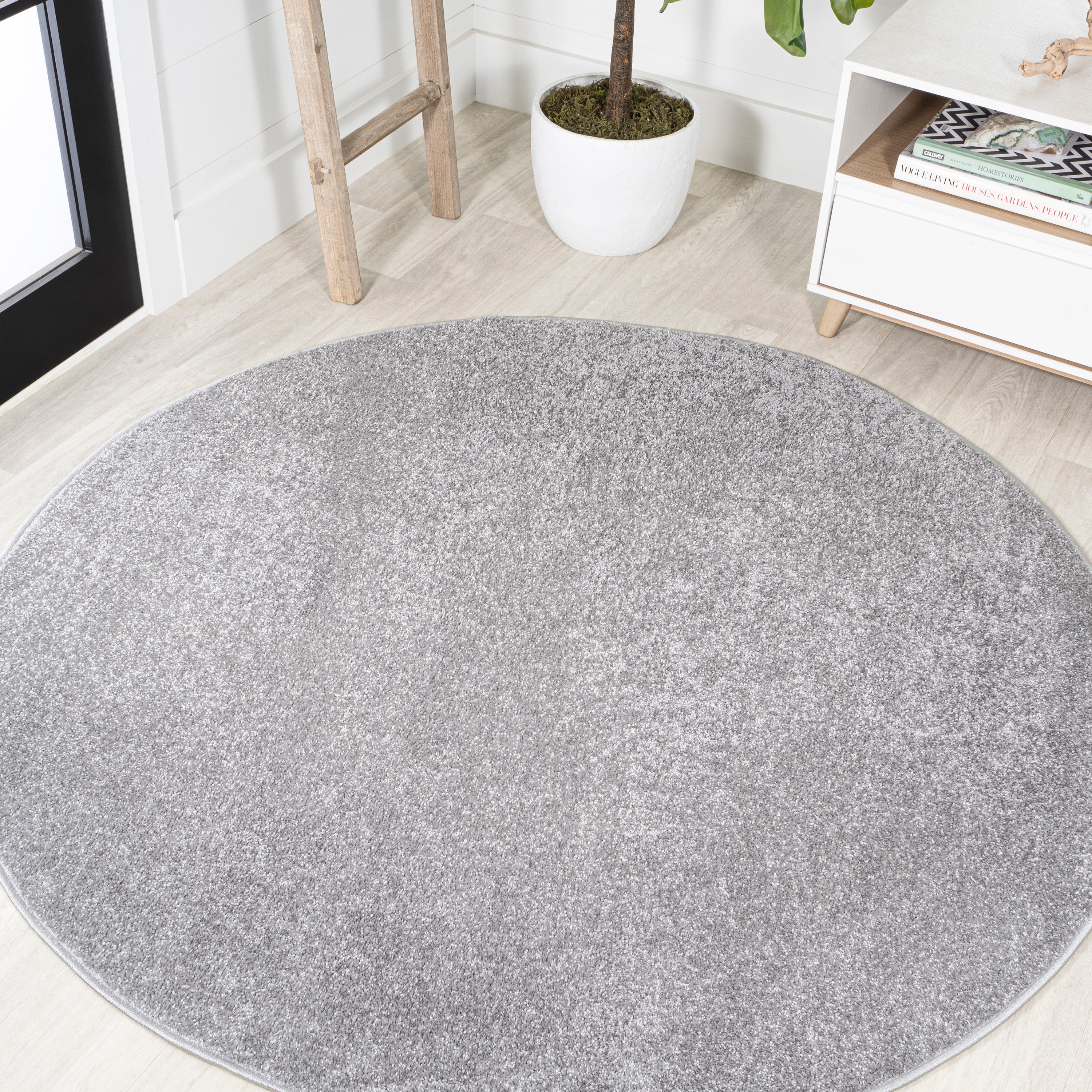 Haze Solid Sleek Low-Pile Round Area Rug