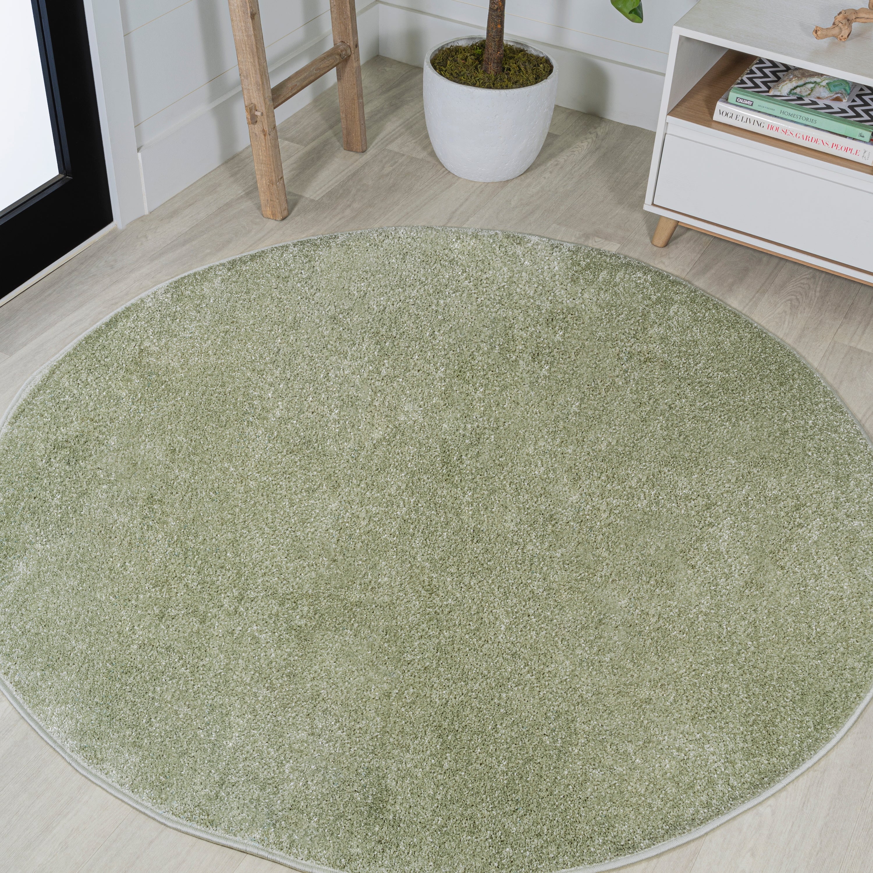 Haze Solid Unique Low Round Area Rug