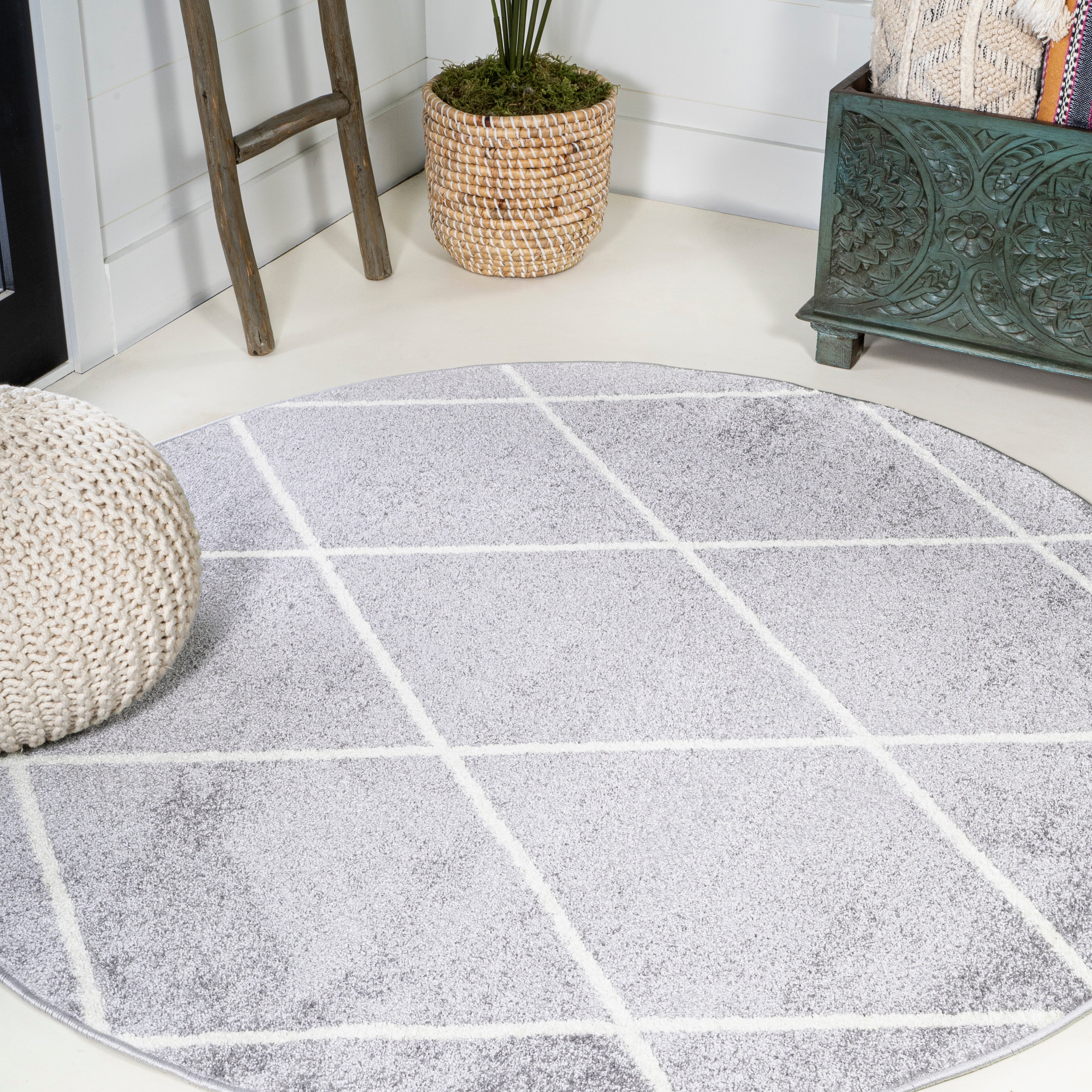 Cole Minimalist Diamond Trellis Round Area Rug