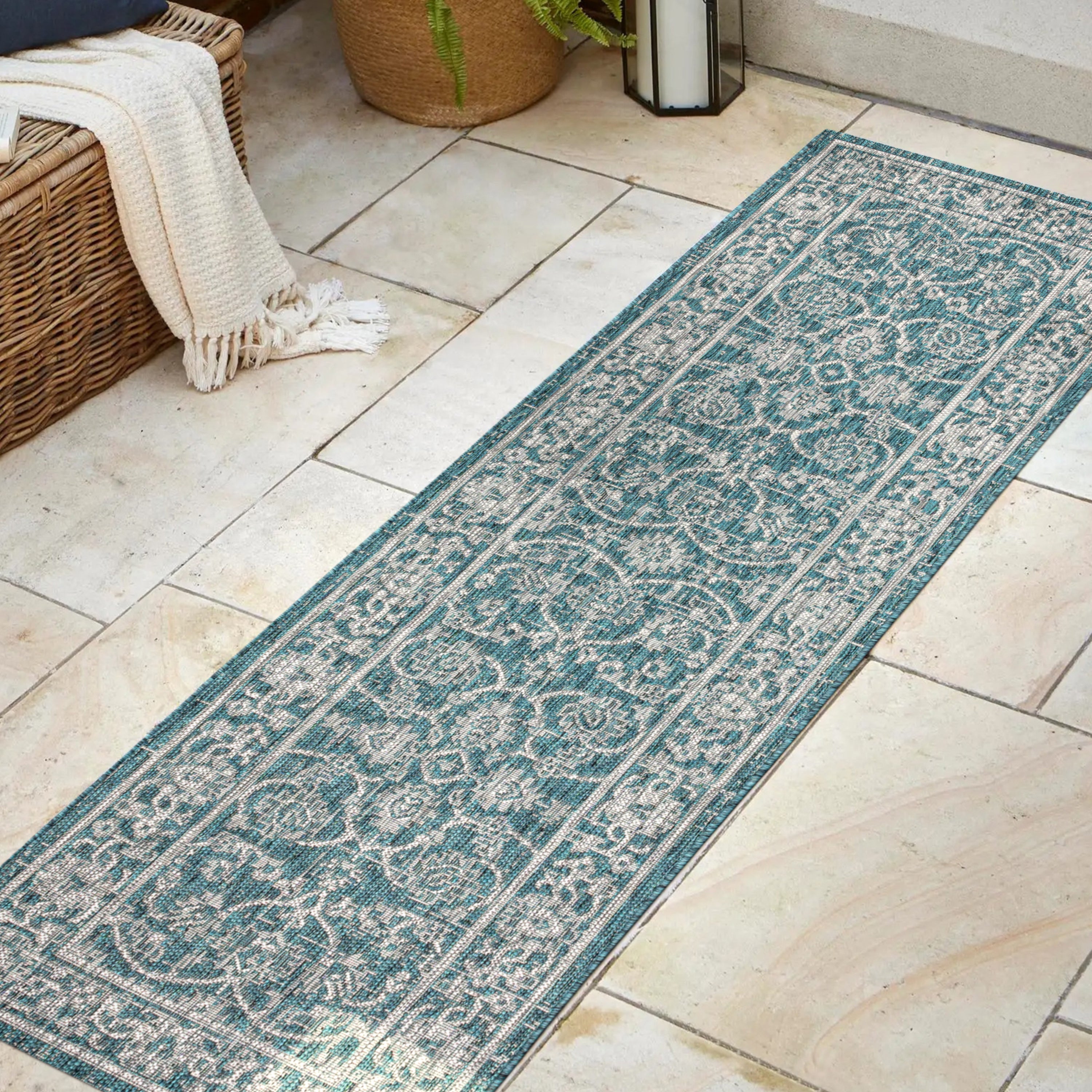 Palazzo Vine and Border Textured Weave Indoor/Outdoor Runner Rug