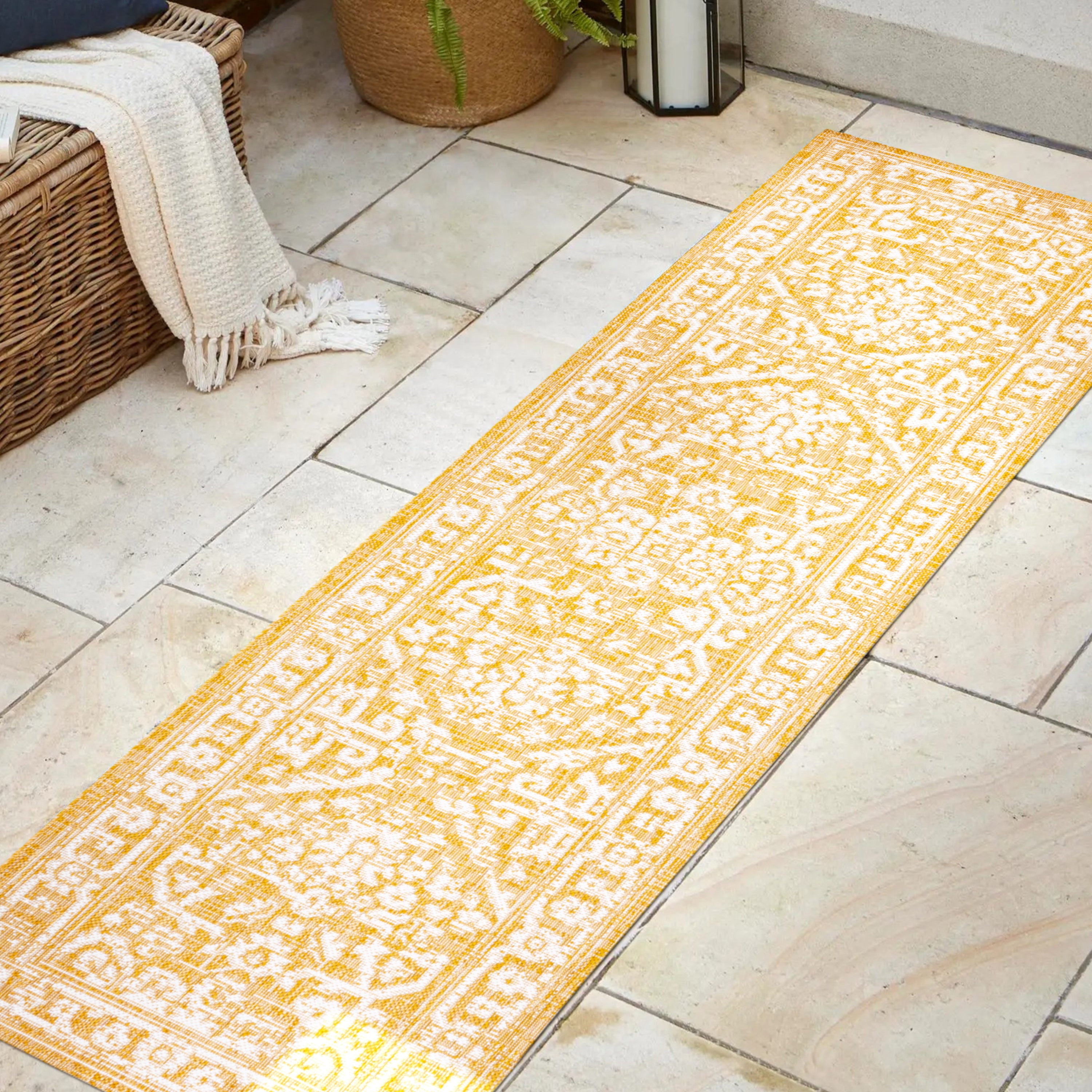 Malta Bohemian Medallion Textured Weave Indoor/Outdoor Runner Rug