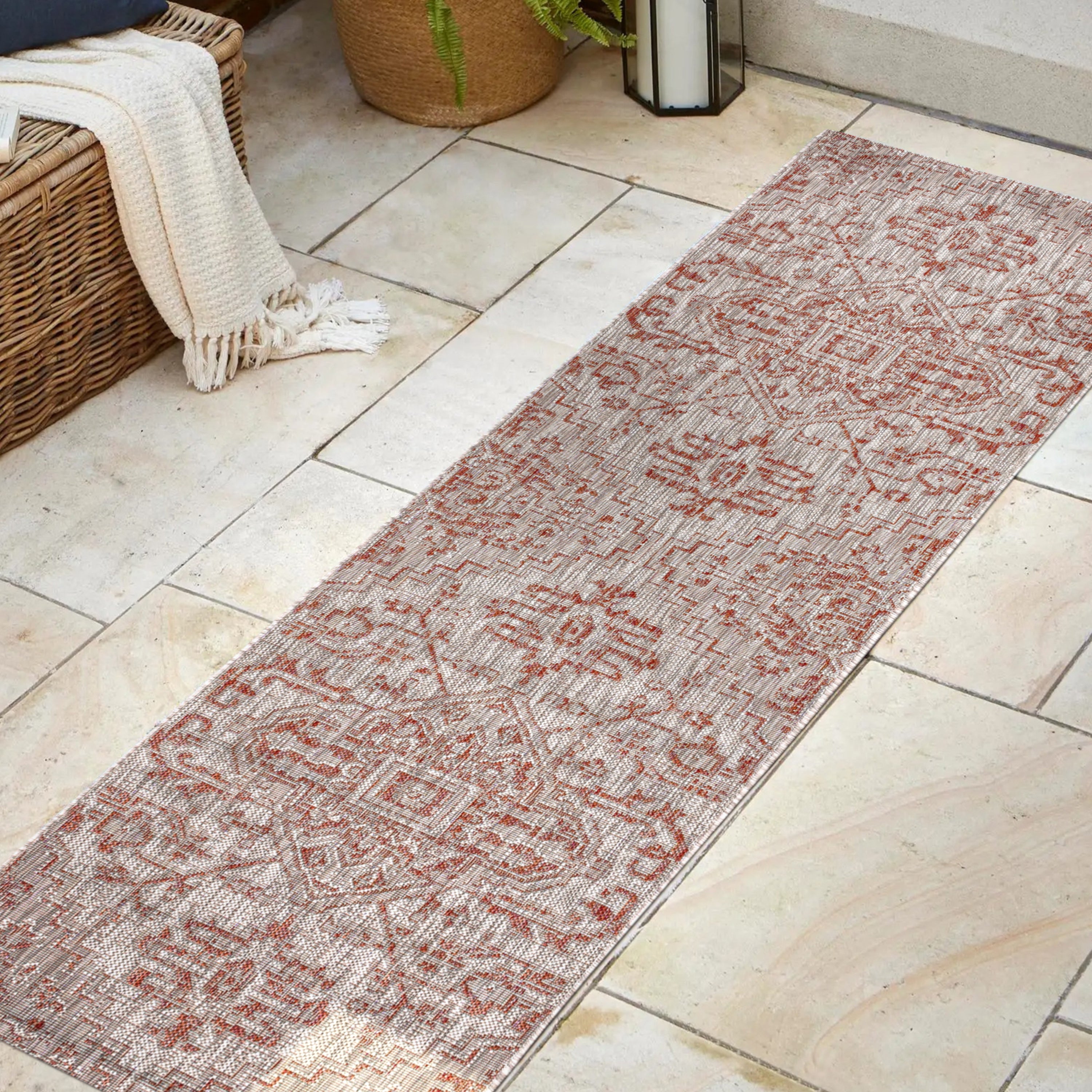 Estrella Bohemian Medallion Weave Indoor/Outdoor Runner Rug