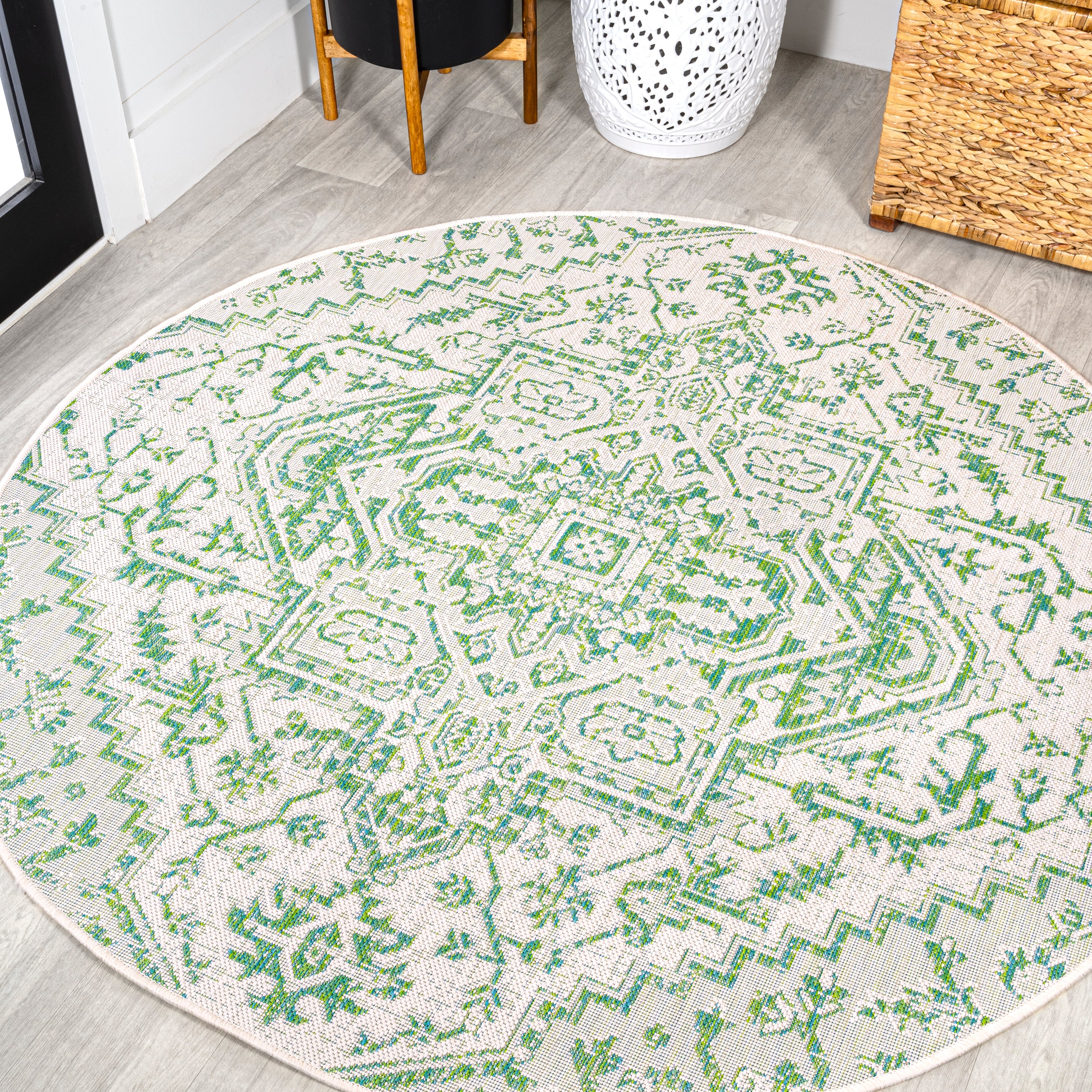 Estrella Bohemian Medallion Textured Indoor/Outdoor Round Area Rug