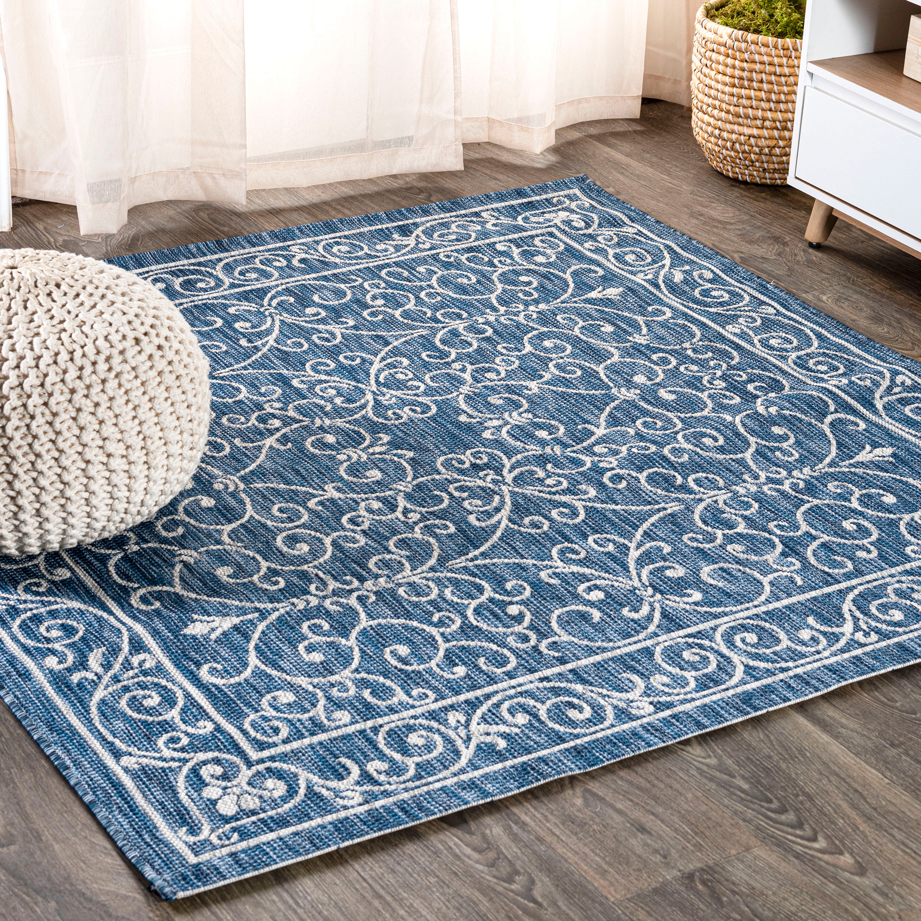 Charleston Vintage Filigree Textured Indoor/Outdoor Square Area Rug