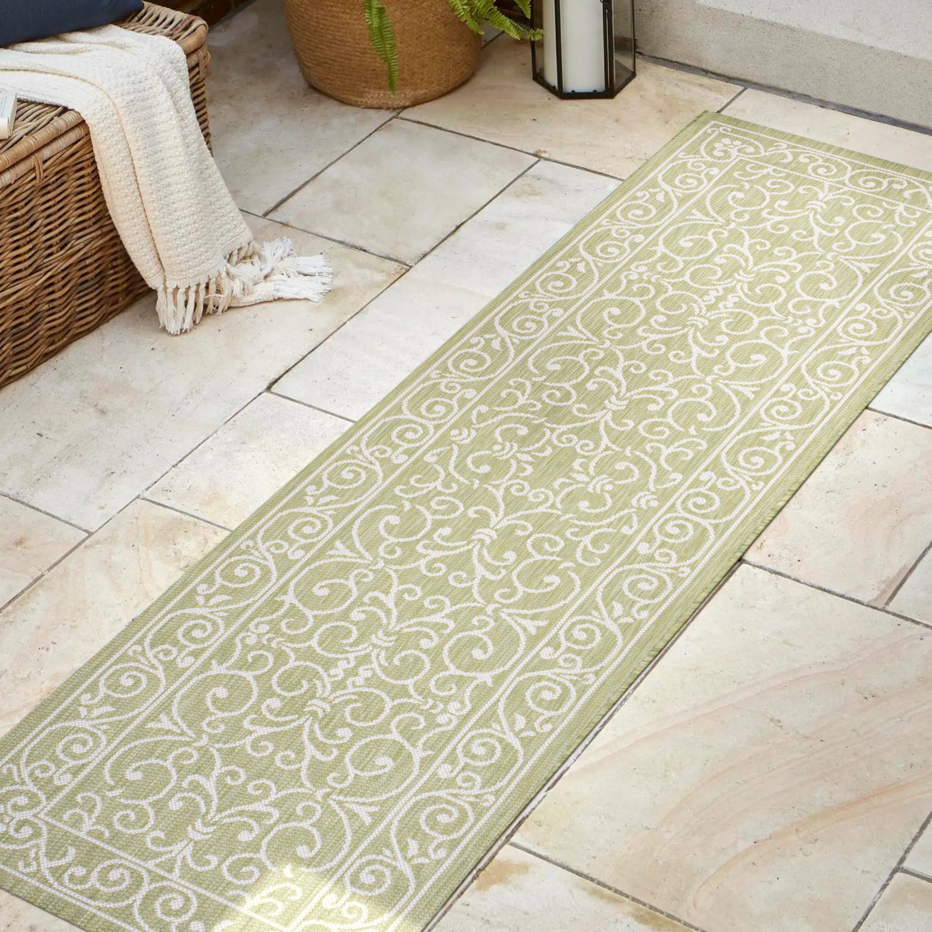 Charleston Vintage Filigree Textured Weav Indoor/Outdoor Runner Rug