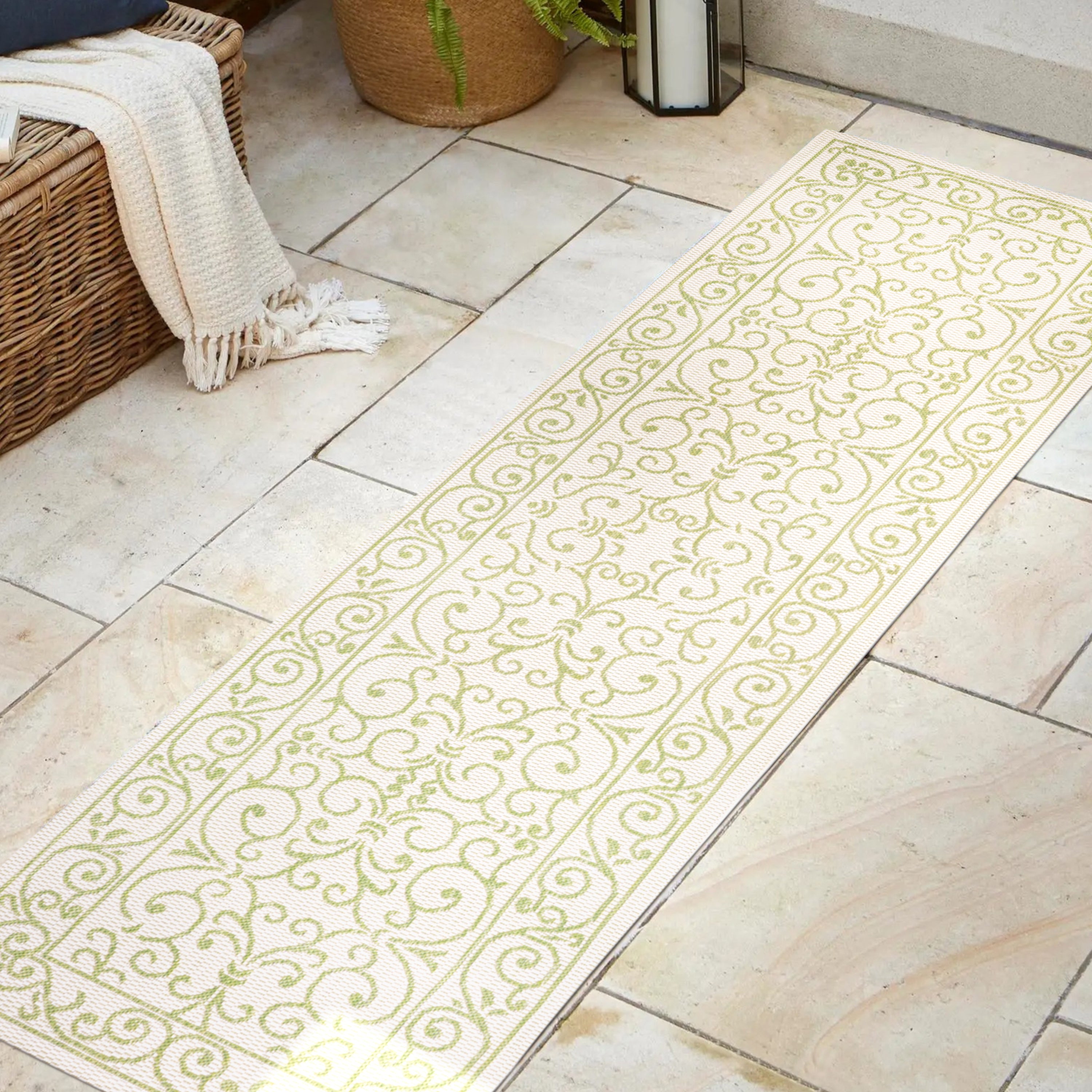 Charleston Vintage Filigree Textured Weav Indoor/Outdoor Runner Rug