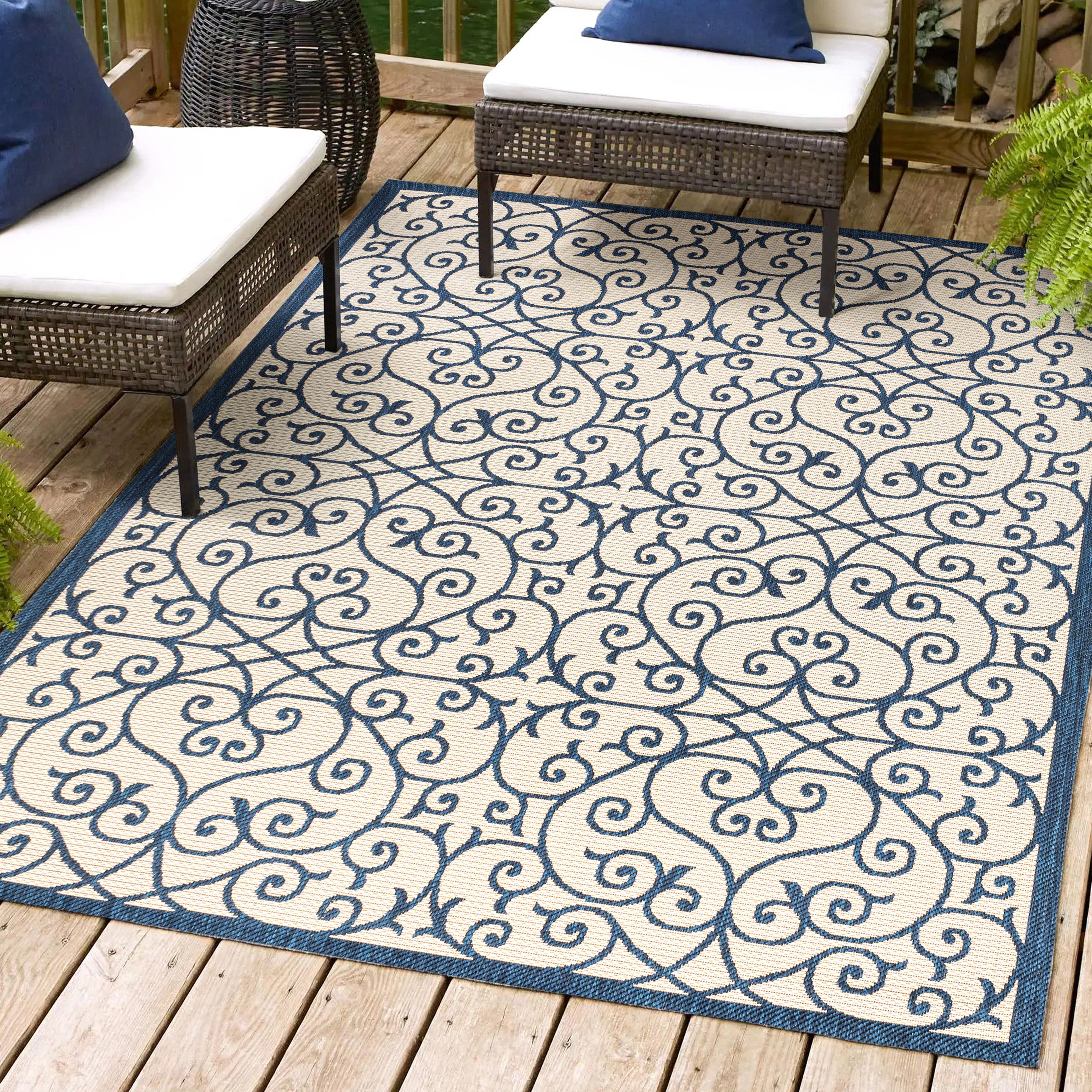 Madrid Vintage Filigree Textured Weave Indoor/Outdoor Area Rug