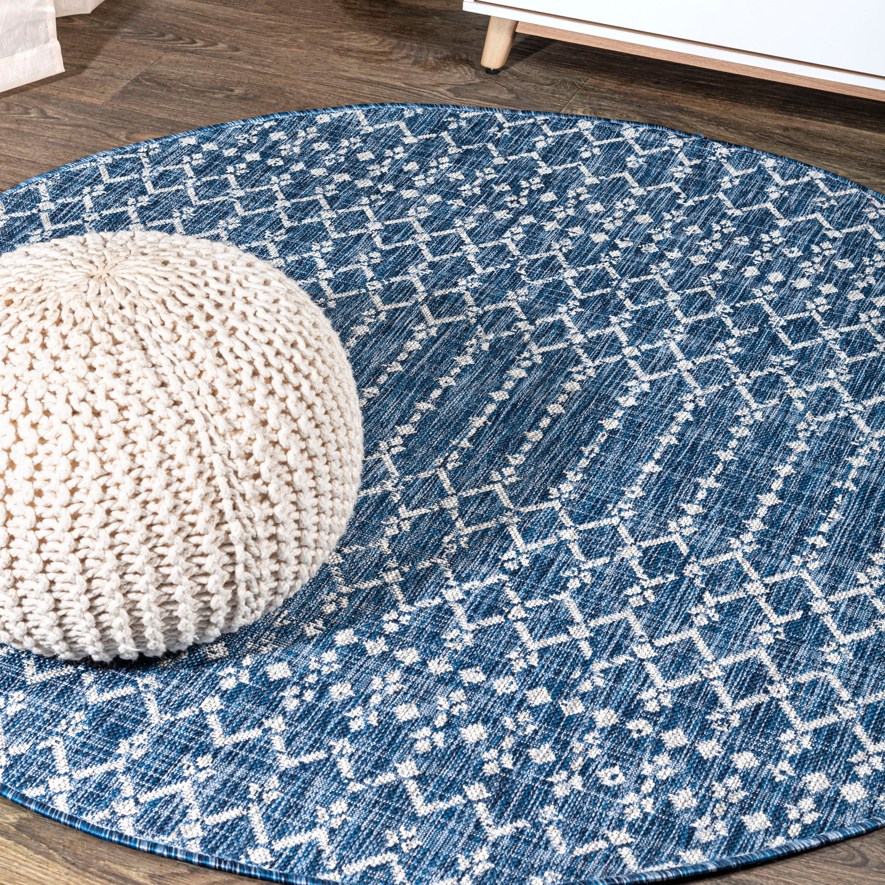 Ourika Moroccan Geometric Textured Indoor/Outdoor Round Area Rug