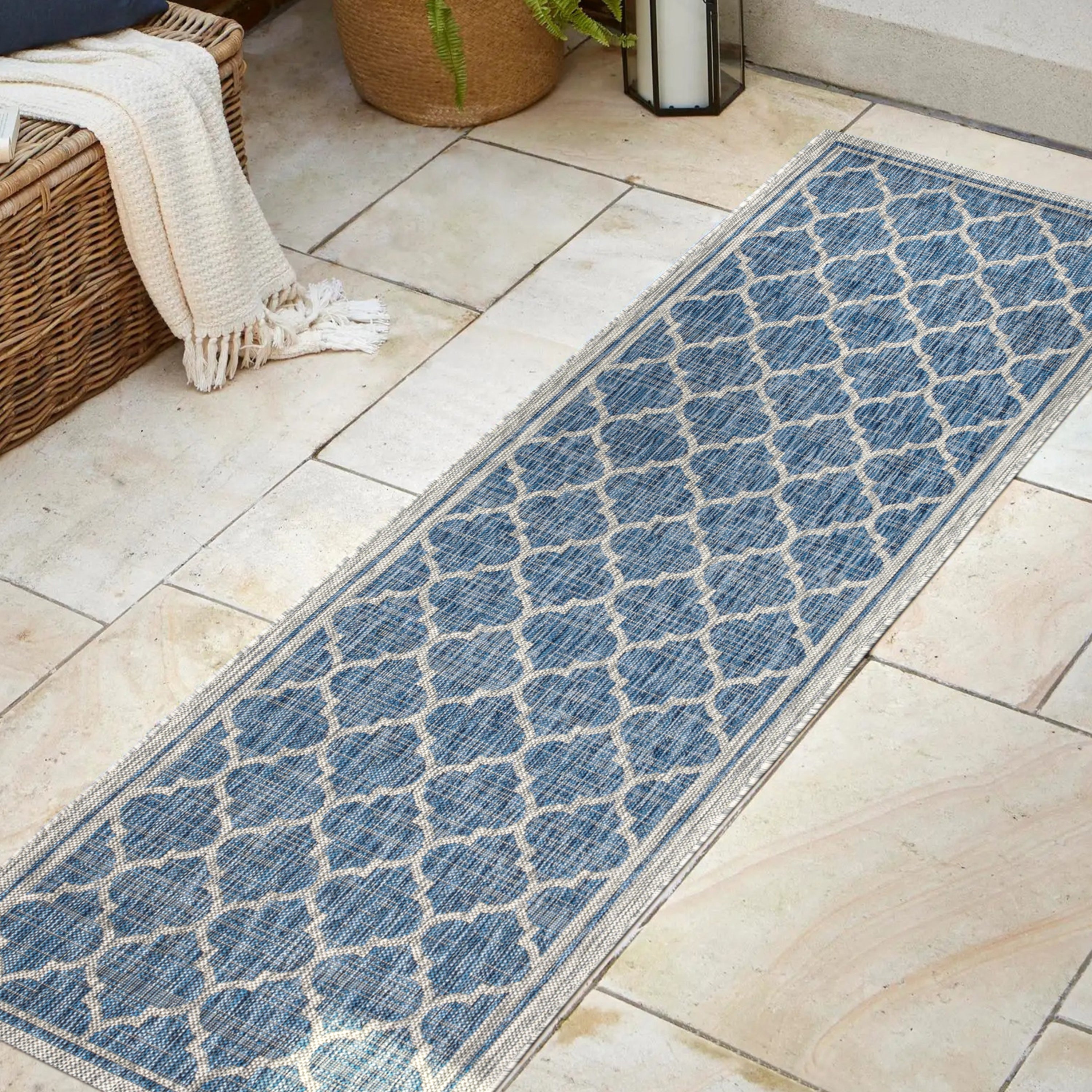 Trebol Moroccan Trellis Textured Weave Indoor/Outdoor Runner Rug