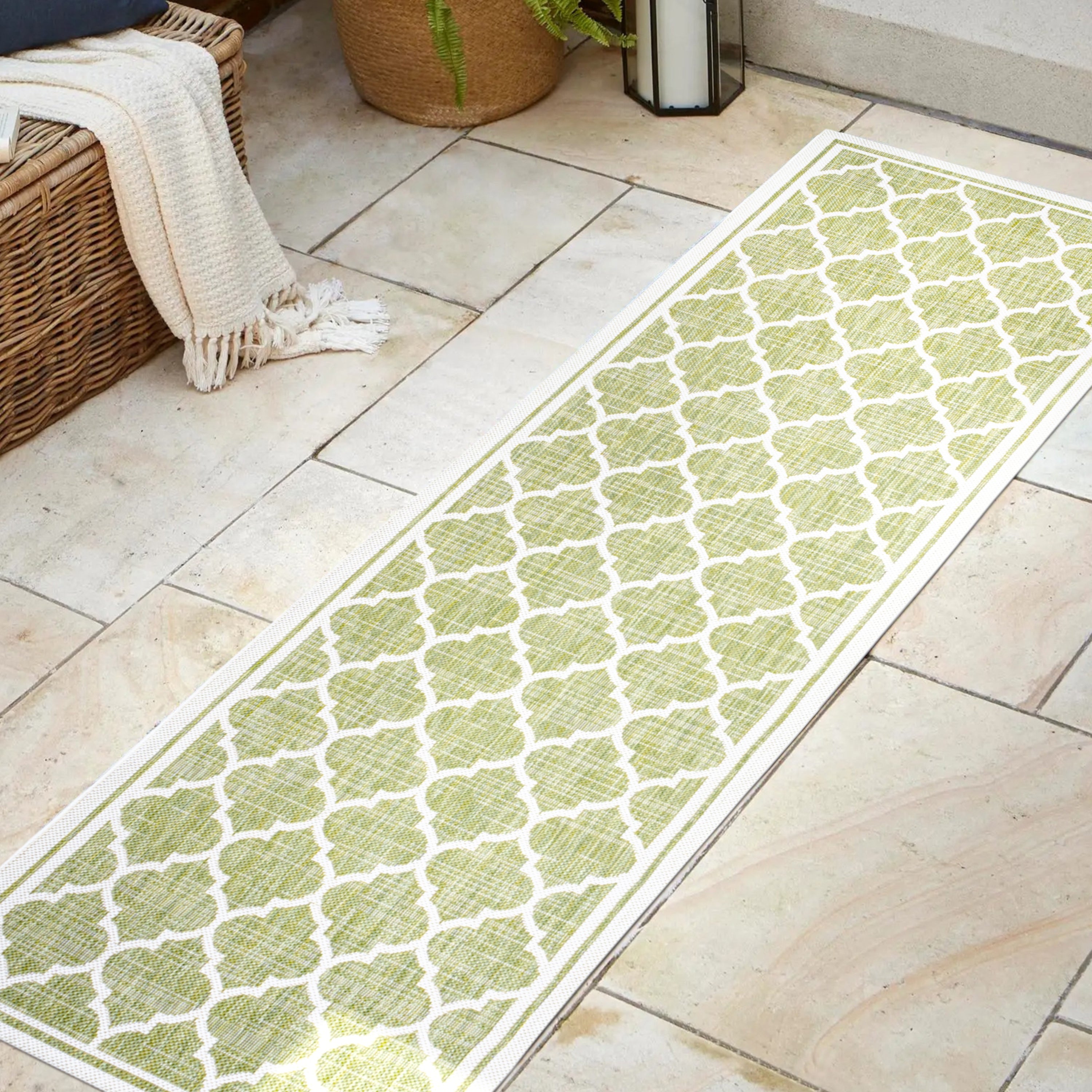 Trebol Moroccan Trellis Textured Weave Indoor/Outdoor Runner Rug