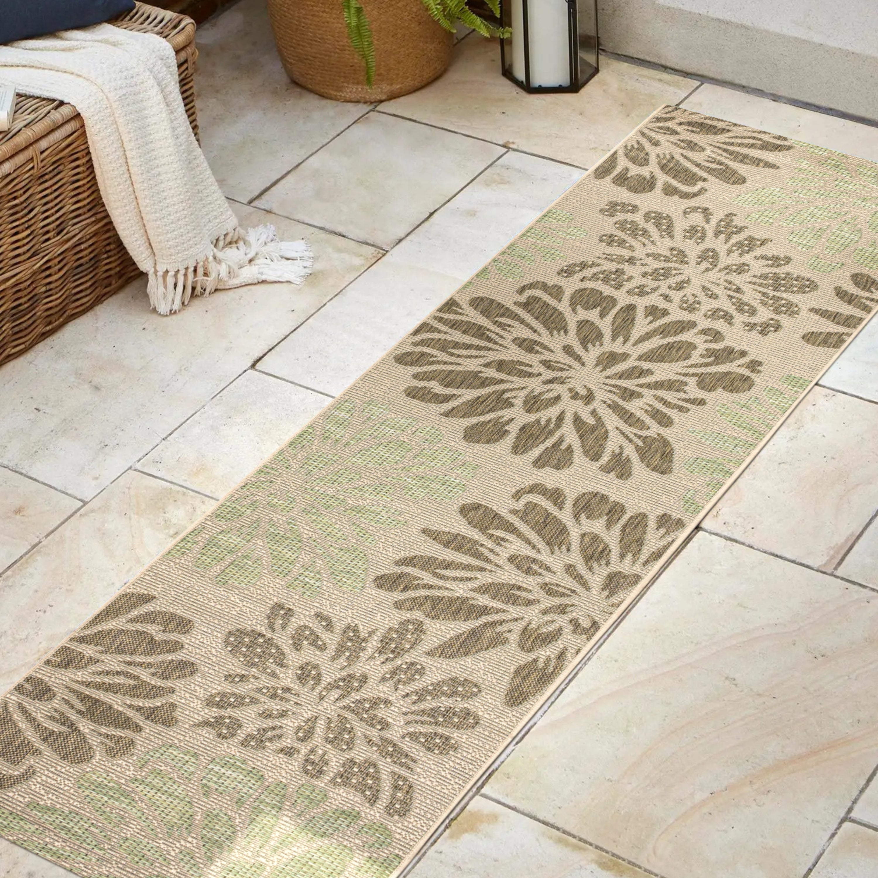 Zinnia Modern Floral Textured Weave Indoor/Outdoor Runner Rug