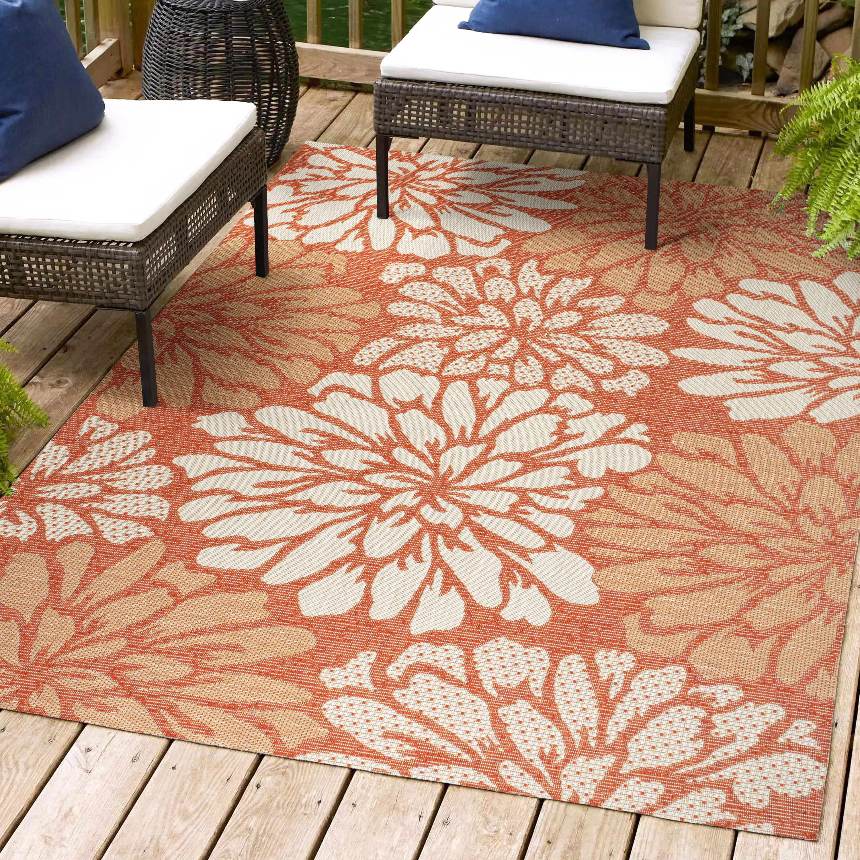 Zinnia Modern Floral Textured Weave Indoor/Outdoor Area Rug