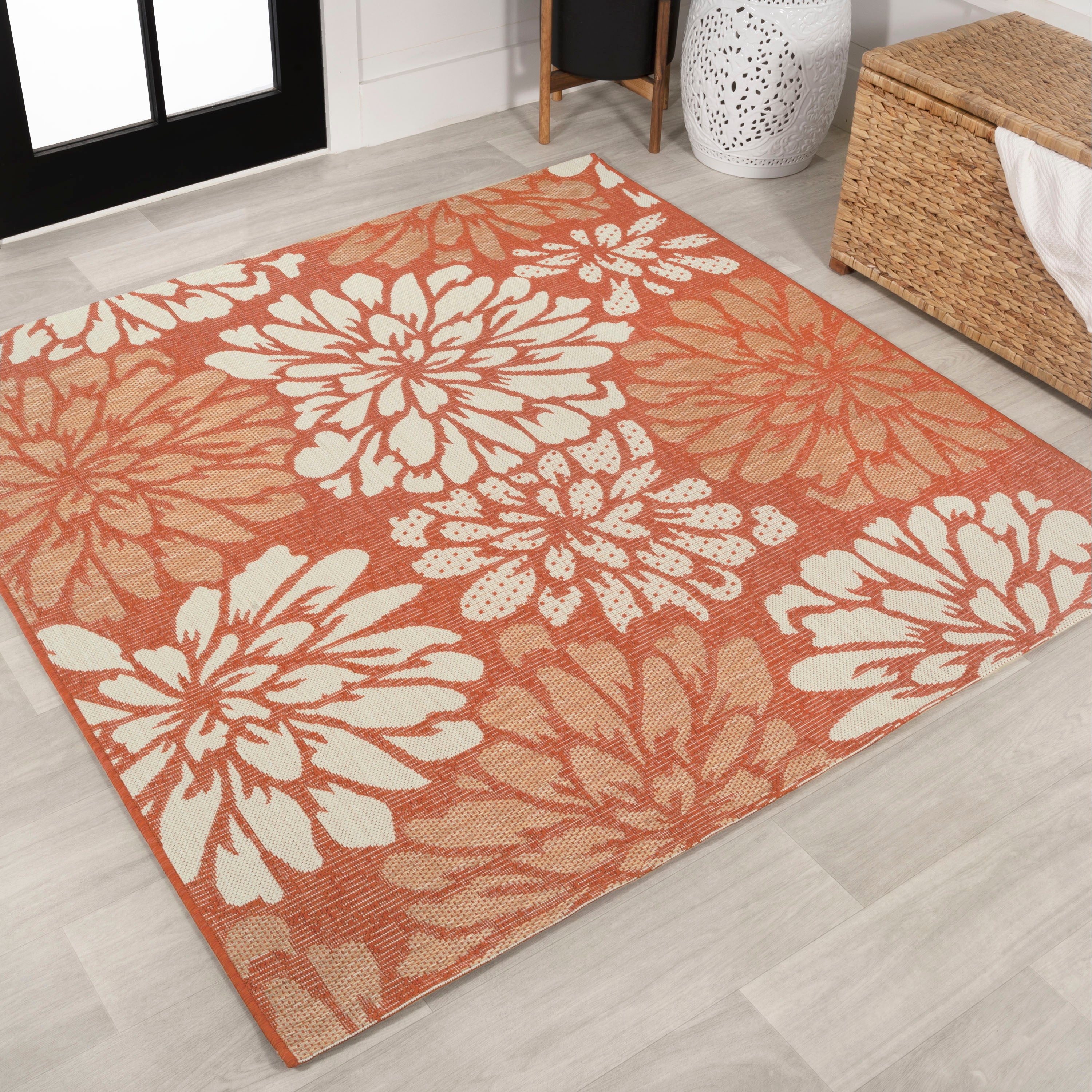 Zinnia Modern Floral Textured Indoor/Outdoor Square Area Rug