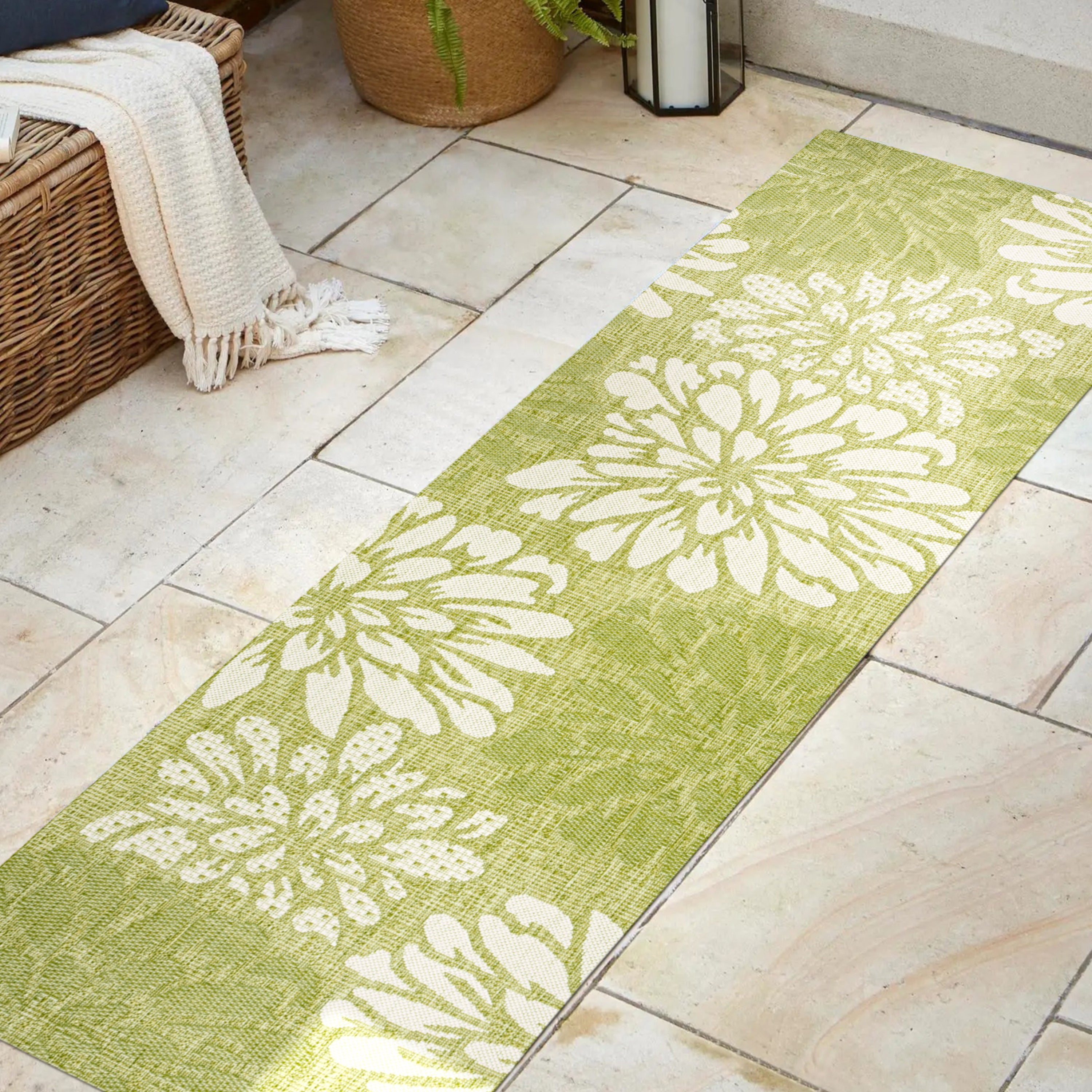 Zinnia Modern Floral Textured Weave Indoor/Outdoor Runner Rug