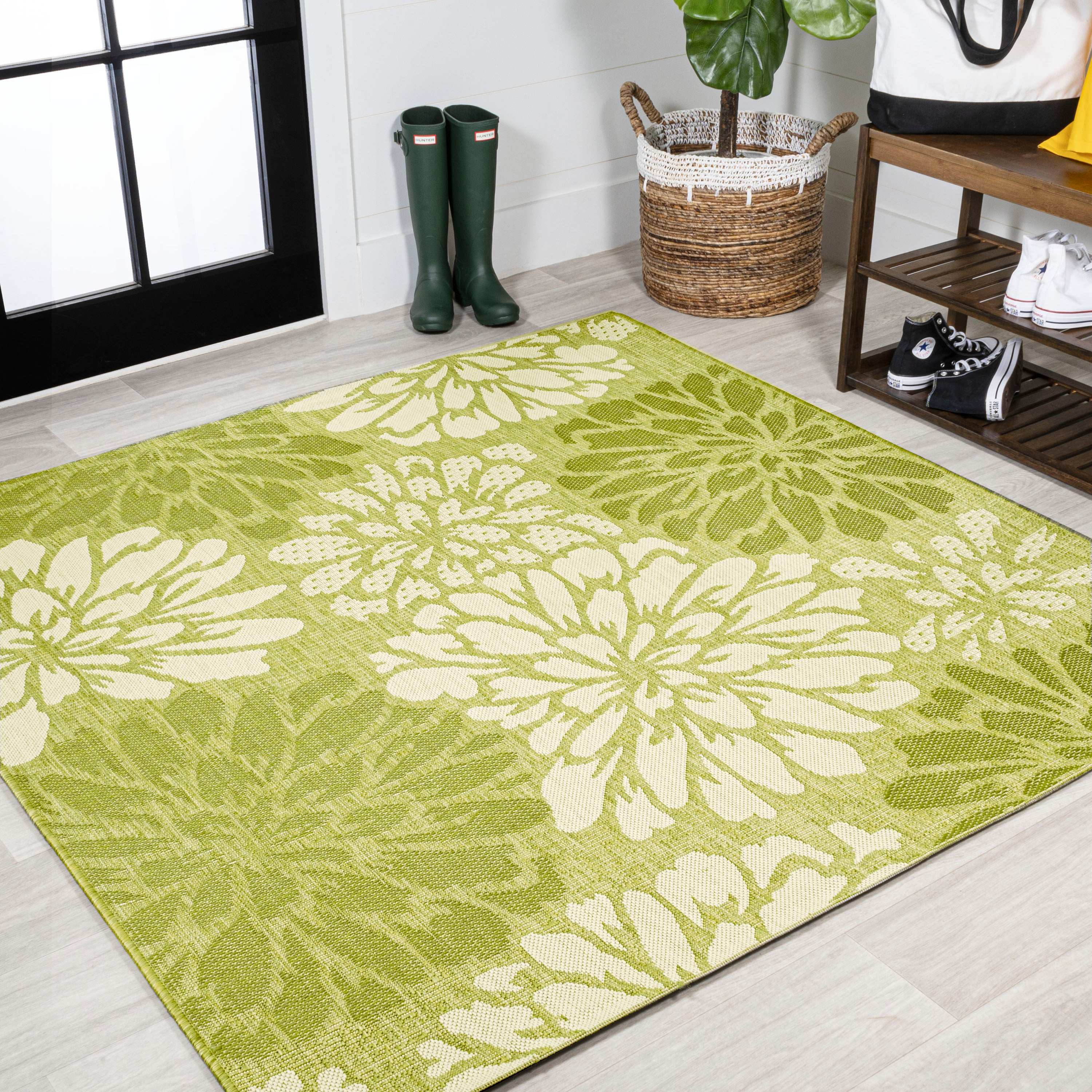 Zinnia Modern Floral Textured Indoor/Outdoor Square Area Rug