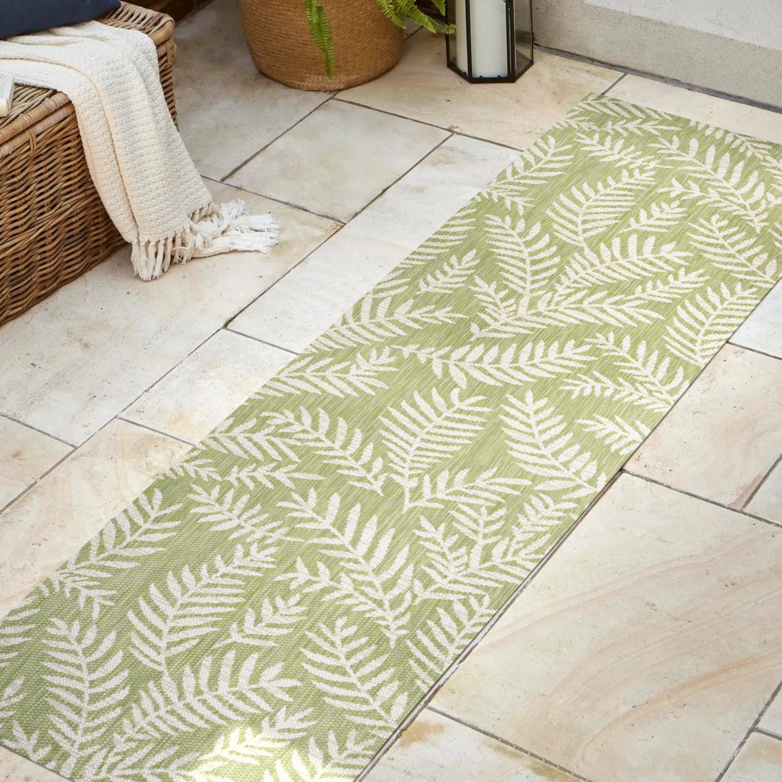 Nevis Palm Frond Indoor/Outdoor Runner Rug