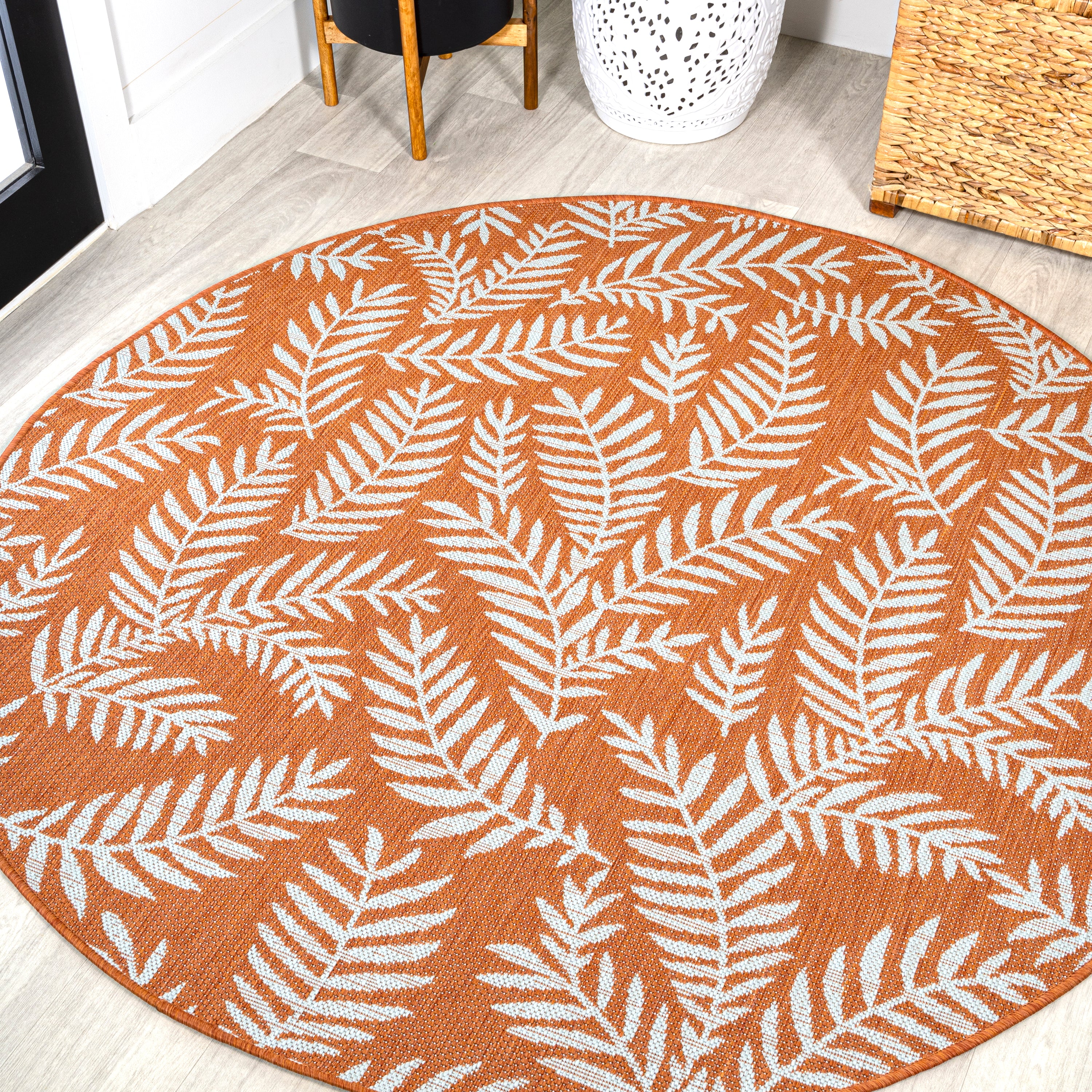 Nevis Palm Frond Indoor/Outdoor Round Area Rug