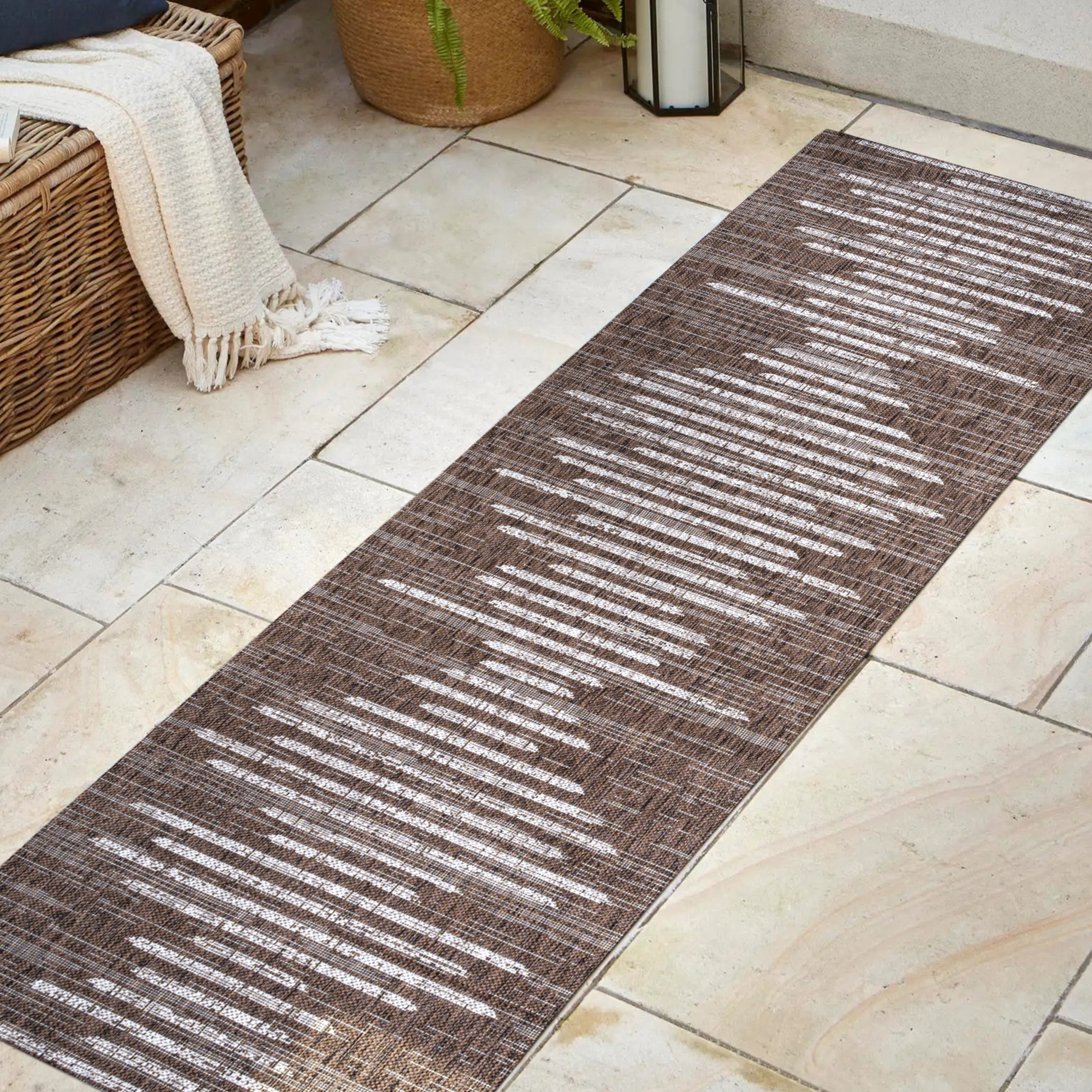 Zolak Berber Stripe Geometric Indoor/Outdoor Runner Rug