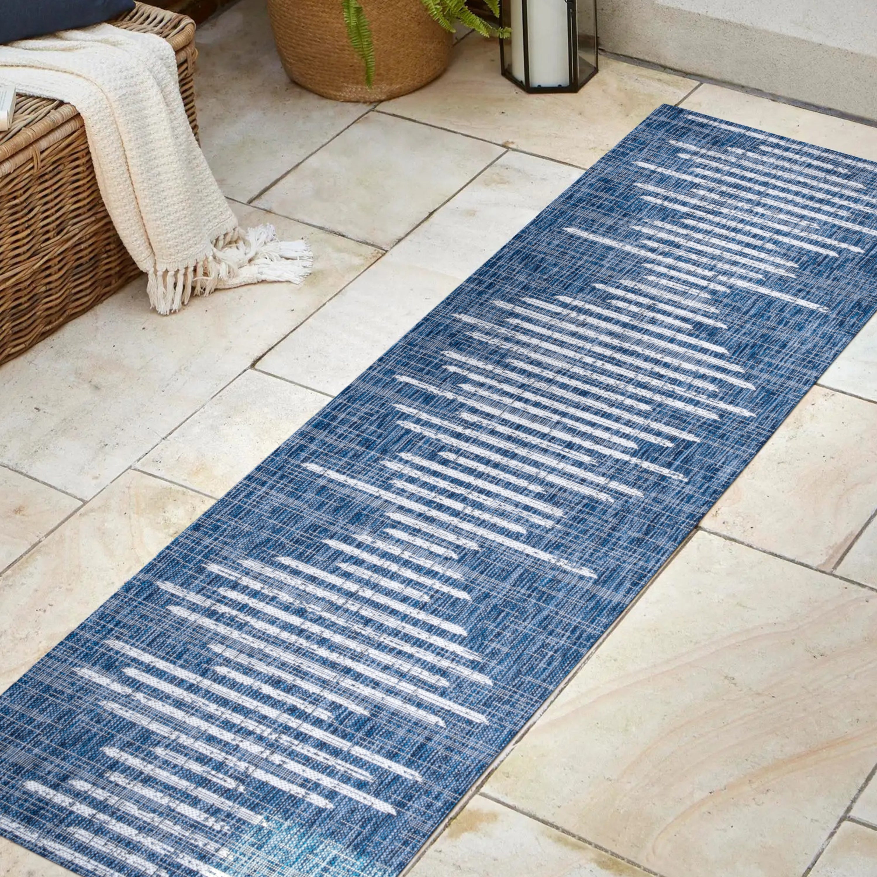 Zolak Berber Stripe Geometric Indoor/Outdoor Runner Rug