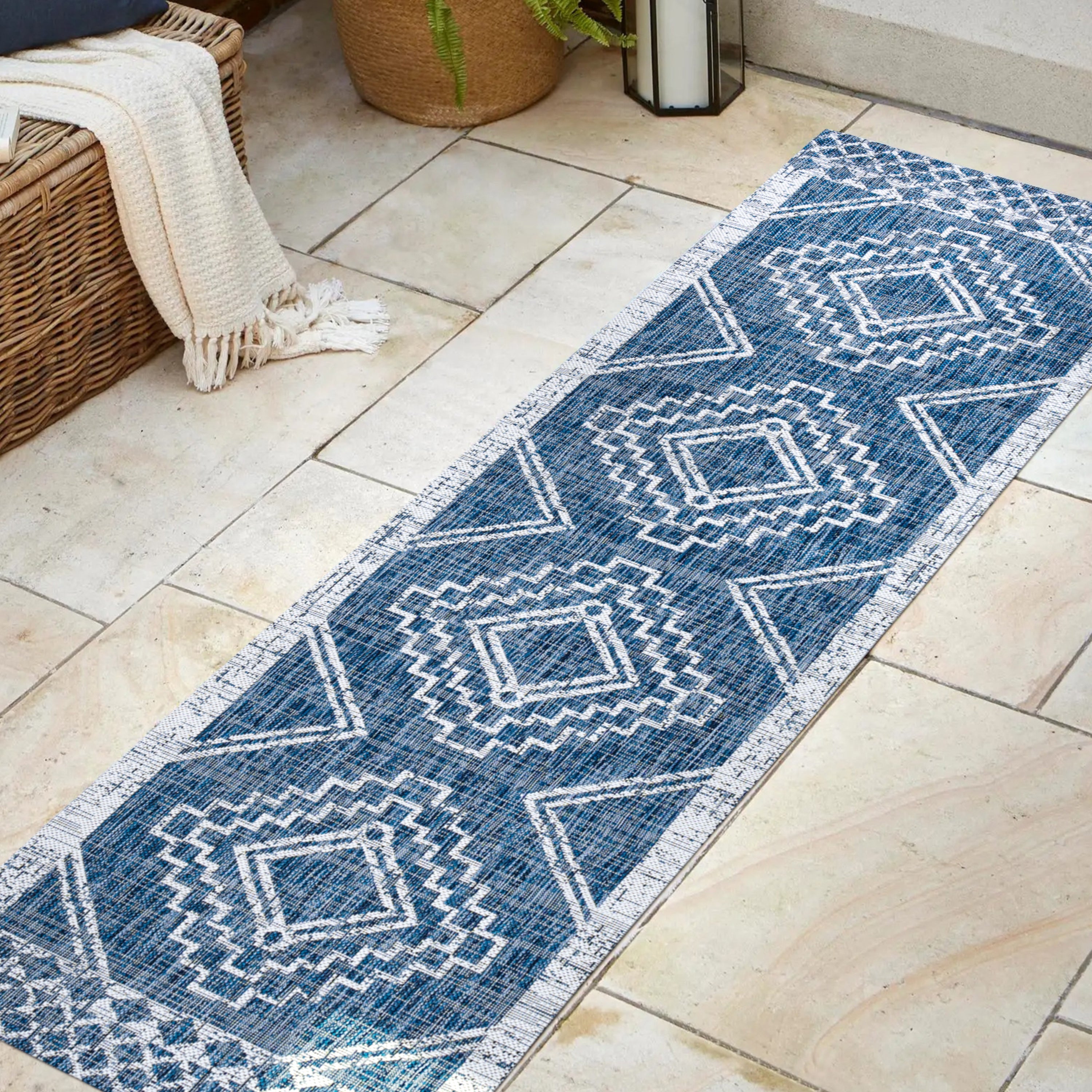 Marokko Diamond Tribal Medallion Indoor/Outdoor Runner Rug